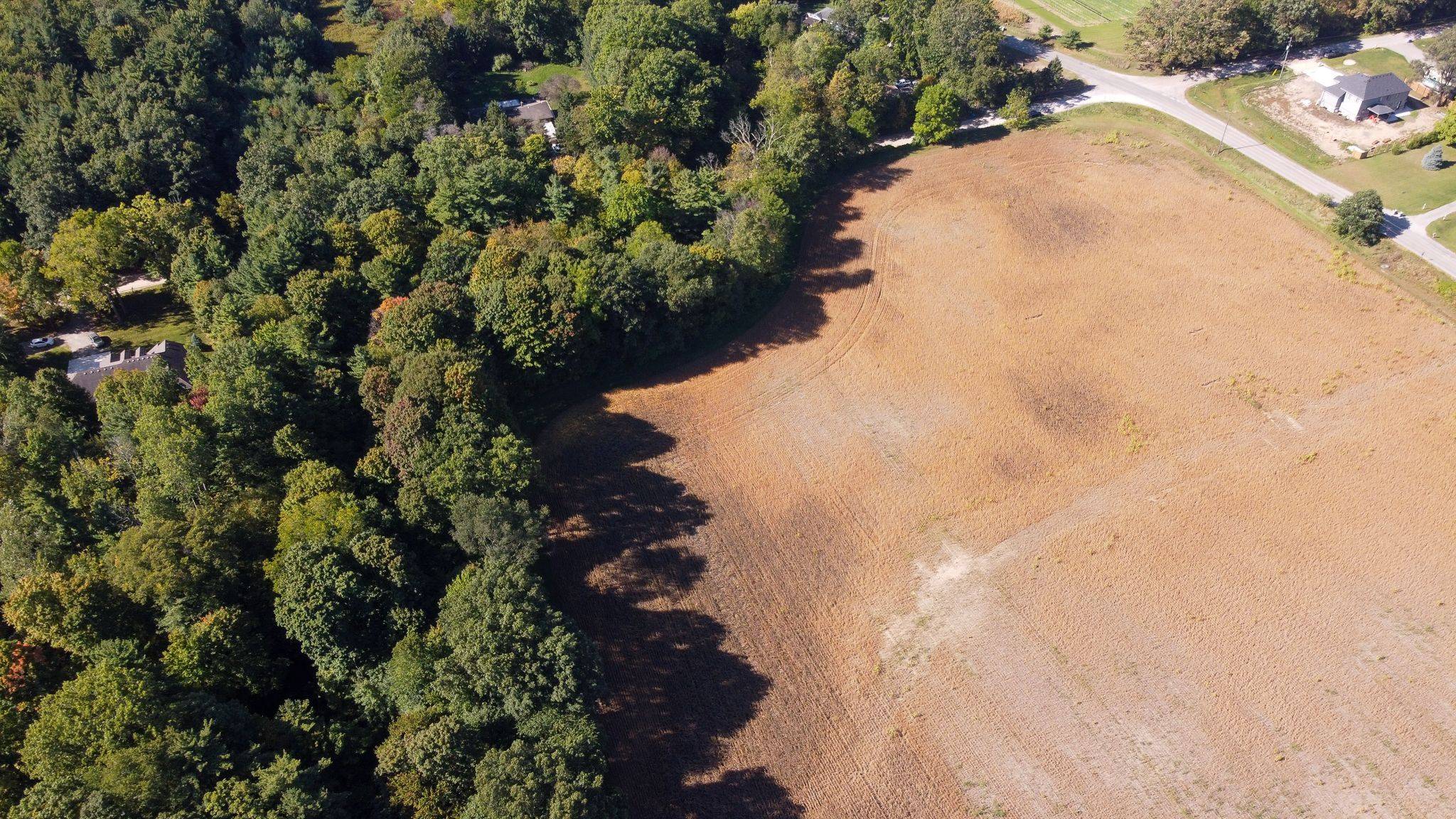 Strathroy-caradoc, ON N0L 1W0,22560 Troops RD