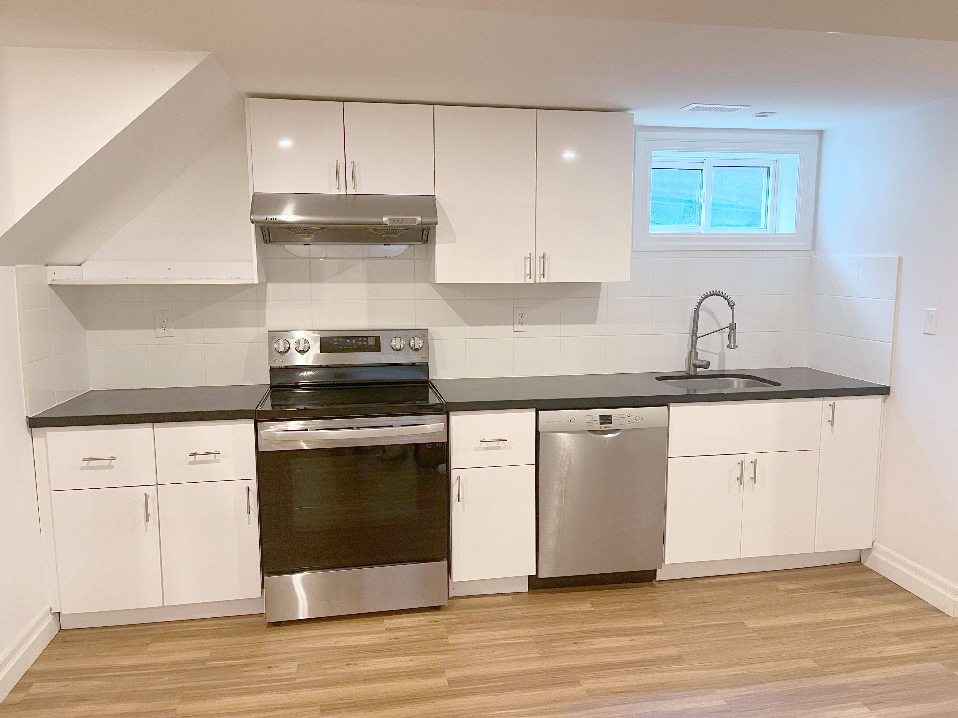 Hamilton, ON L9A 2Y5,25 Terrace DR #Bsmt