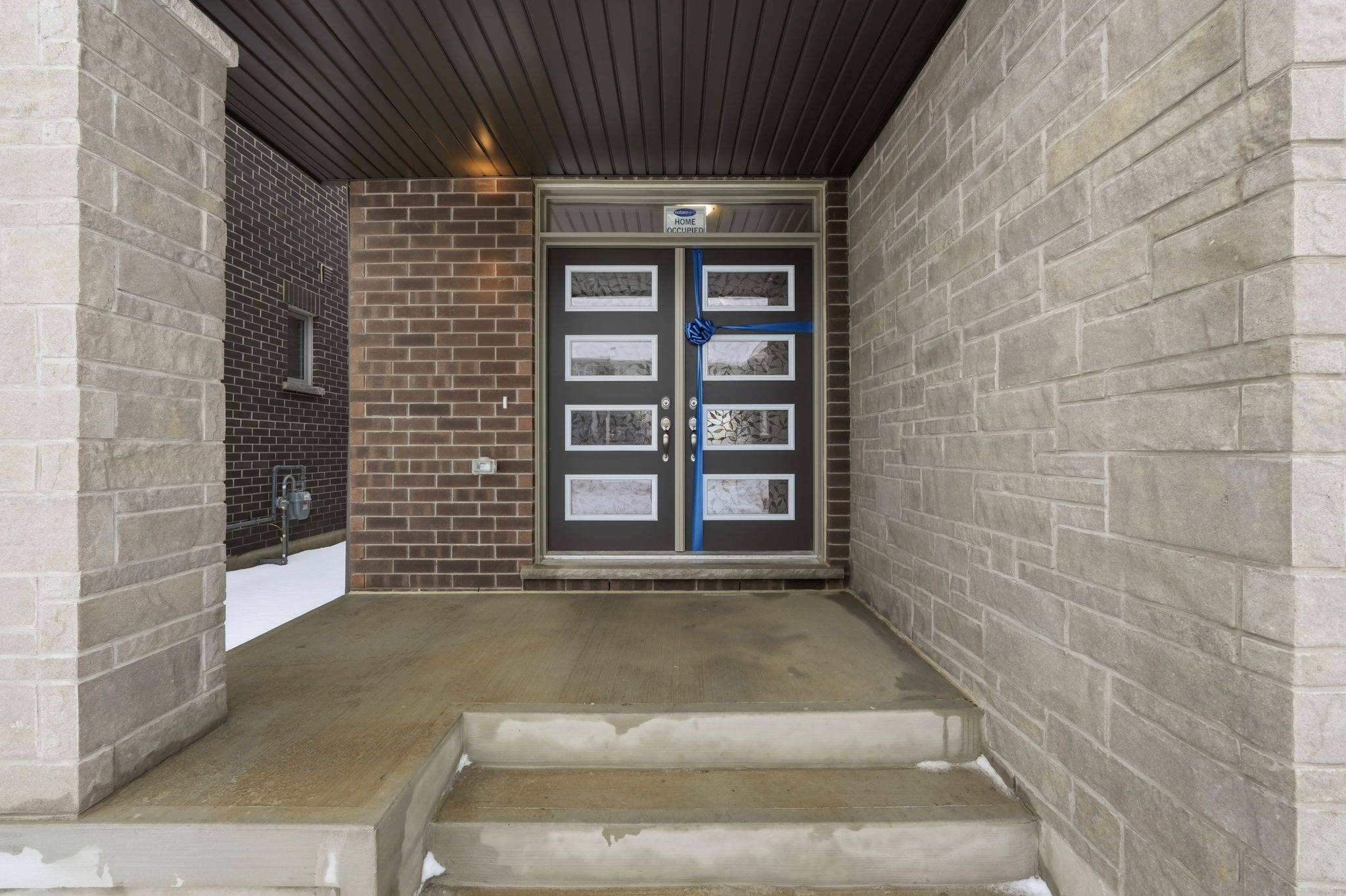 Kitchener, ON N2R 0V4,322 Millstone ST