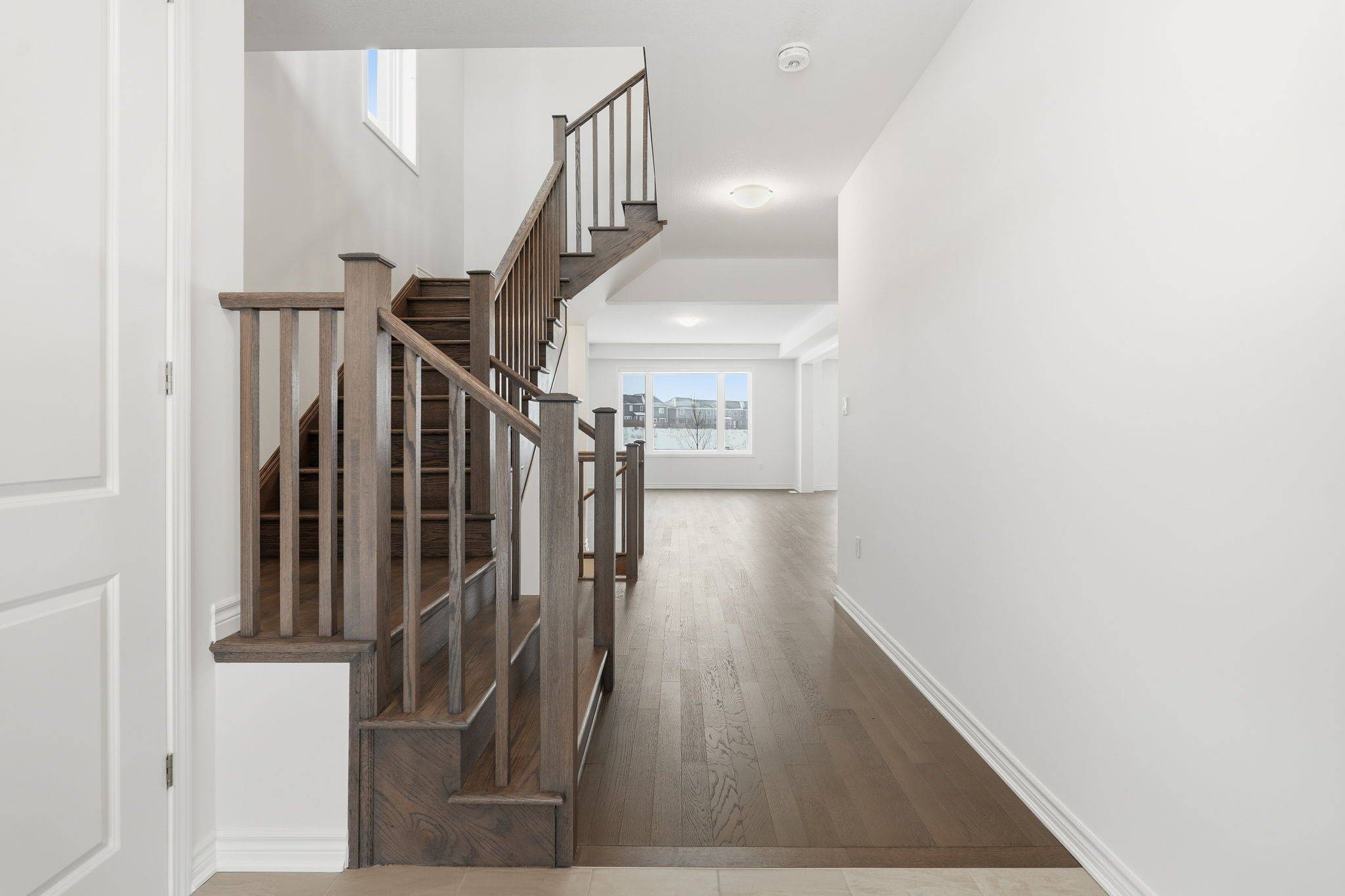 Kitchener, ON N2R 0V4,322 Millstone ST