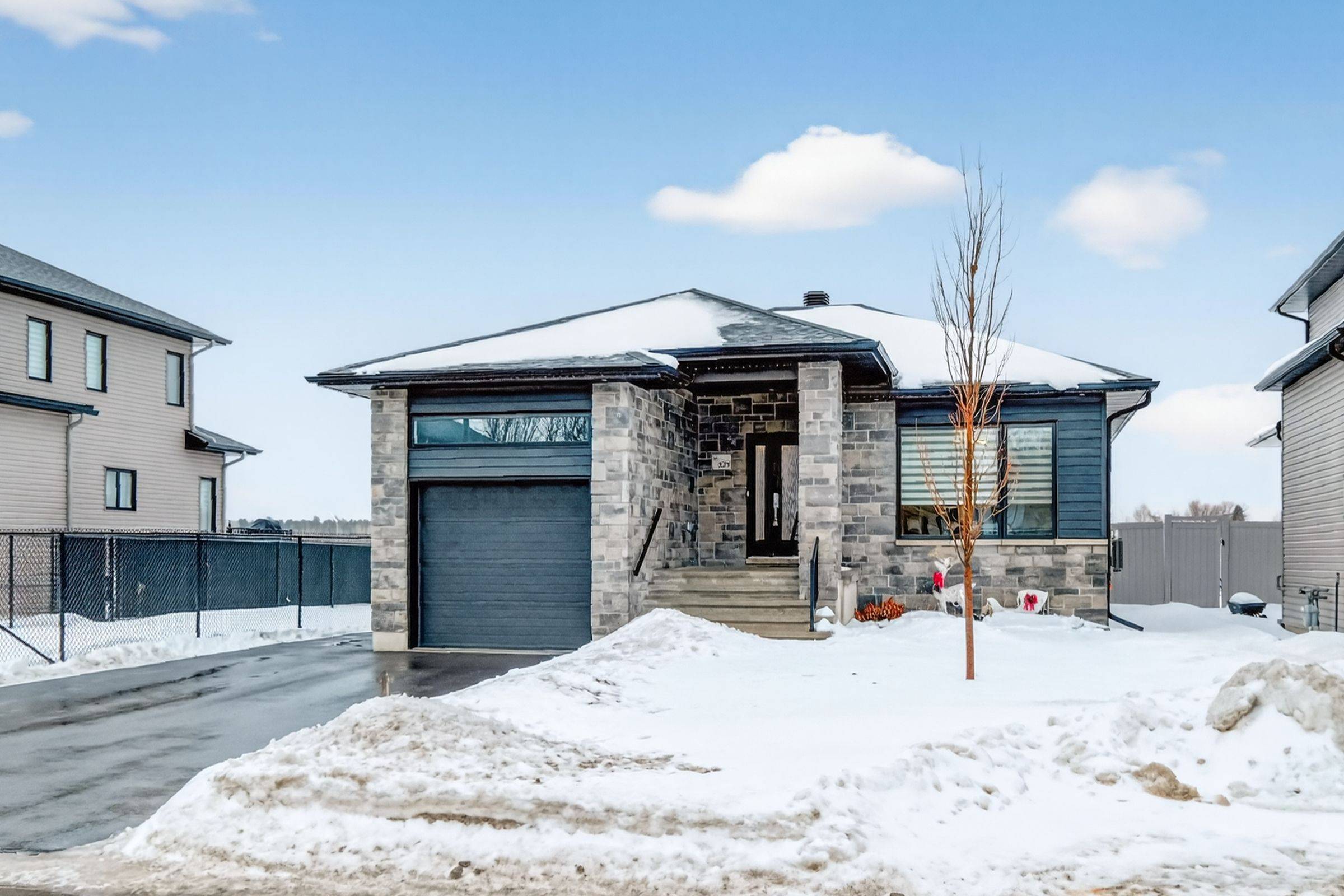 Casselman, ON K0A 1M0,329 Dore ST