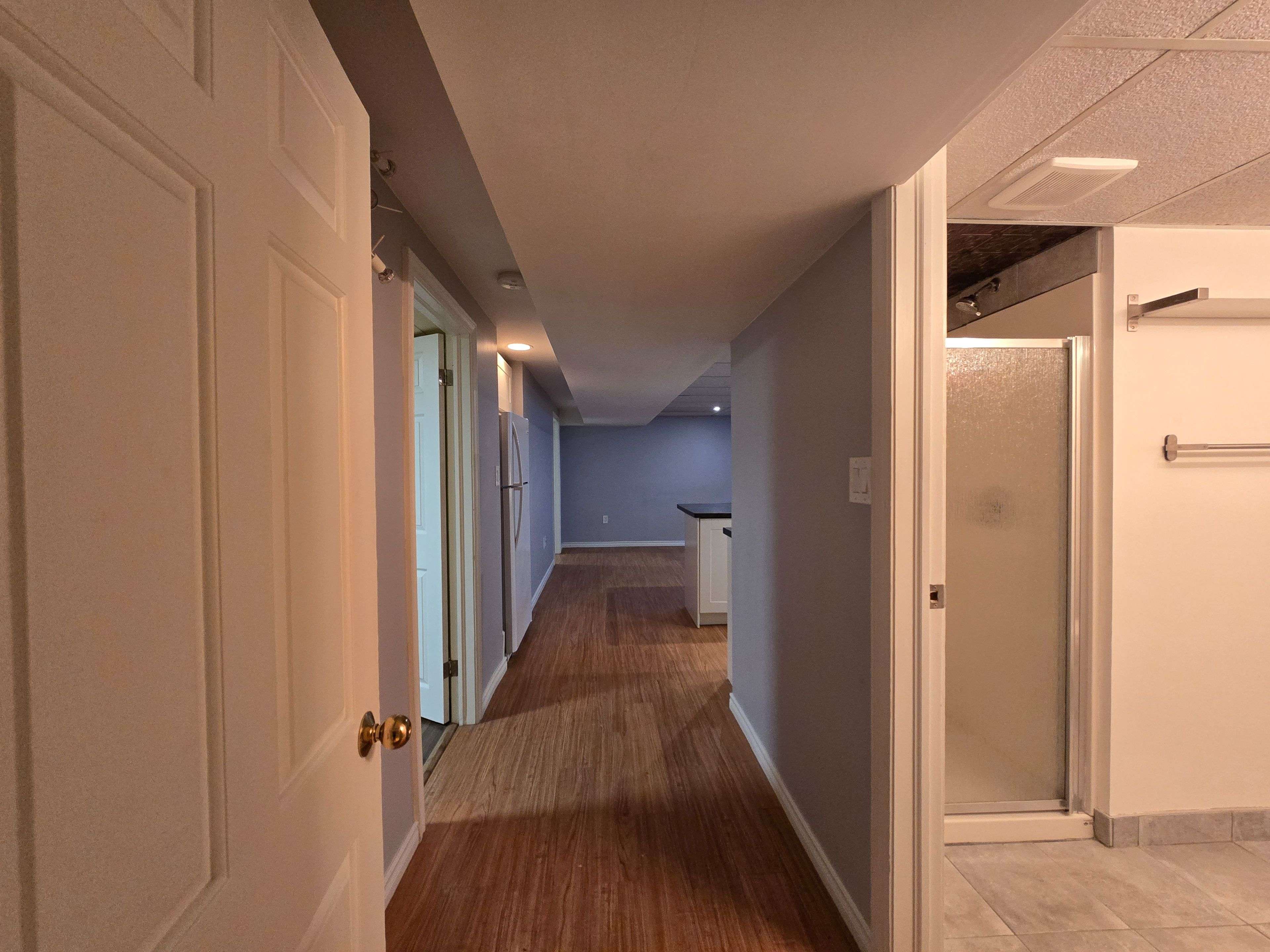 St. Catharines, ON L2T 1T4,33 Dundas CRES #Lower Level