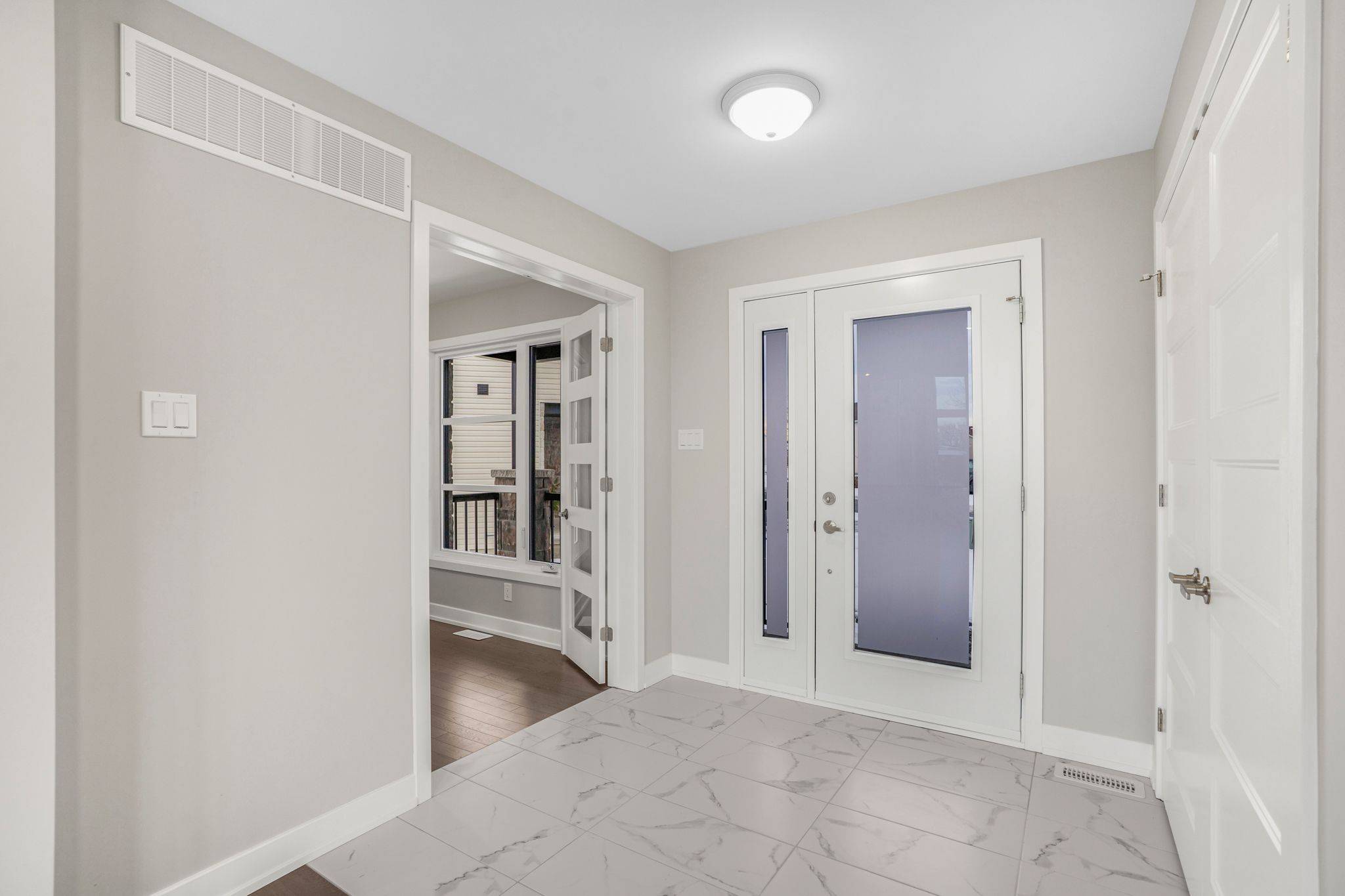 Russell, ON K0A 1W0,63 Chateauguay ST