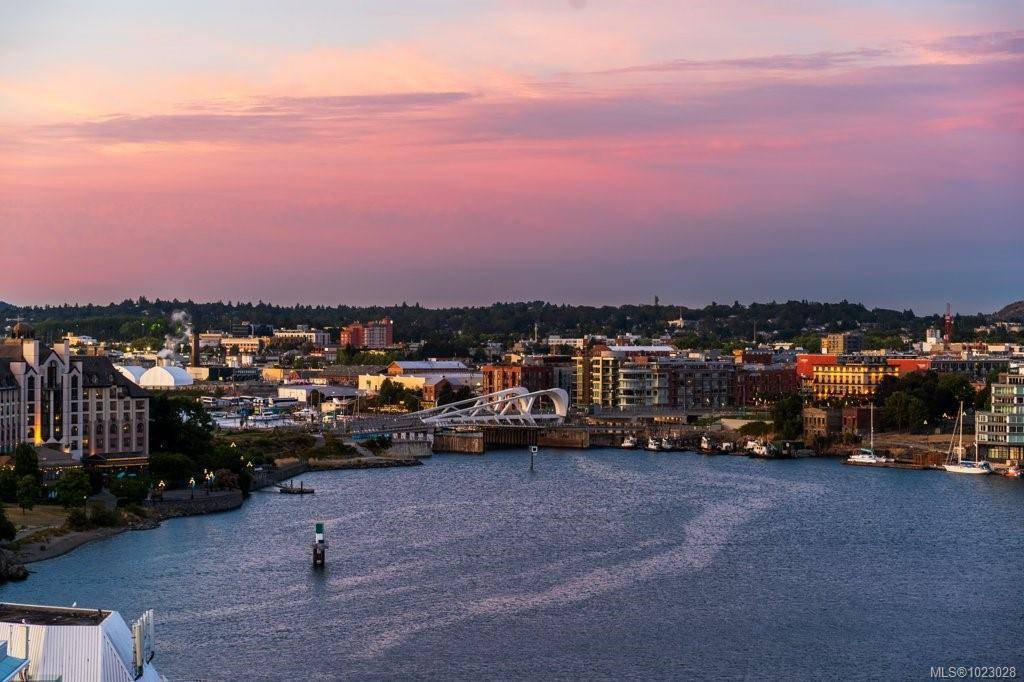 Victoria, BC V8V 4T9,225 Belleville St #1102