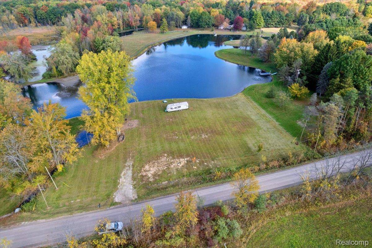 5541 Bordman RD, Dryden Township, MI 48428