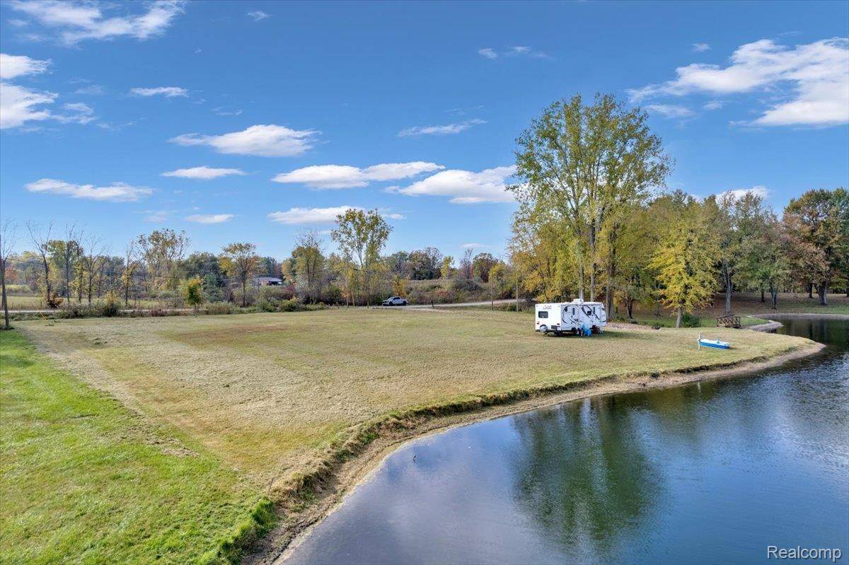 5541 Bordman RD, Dryden Township, MI 48428