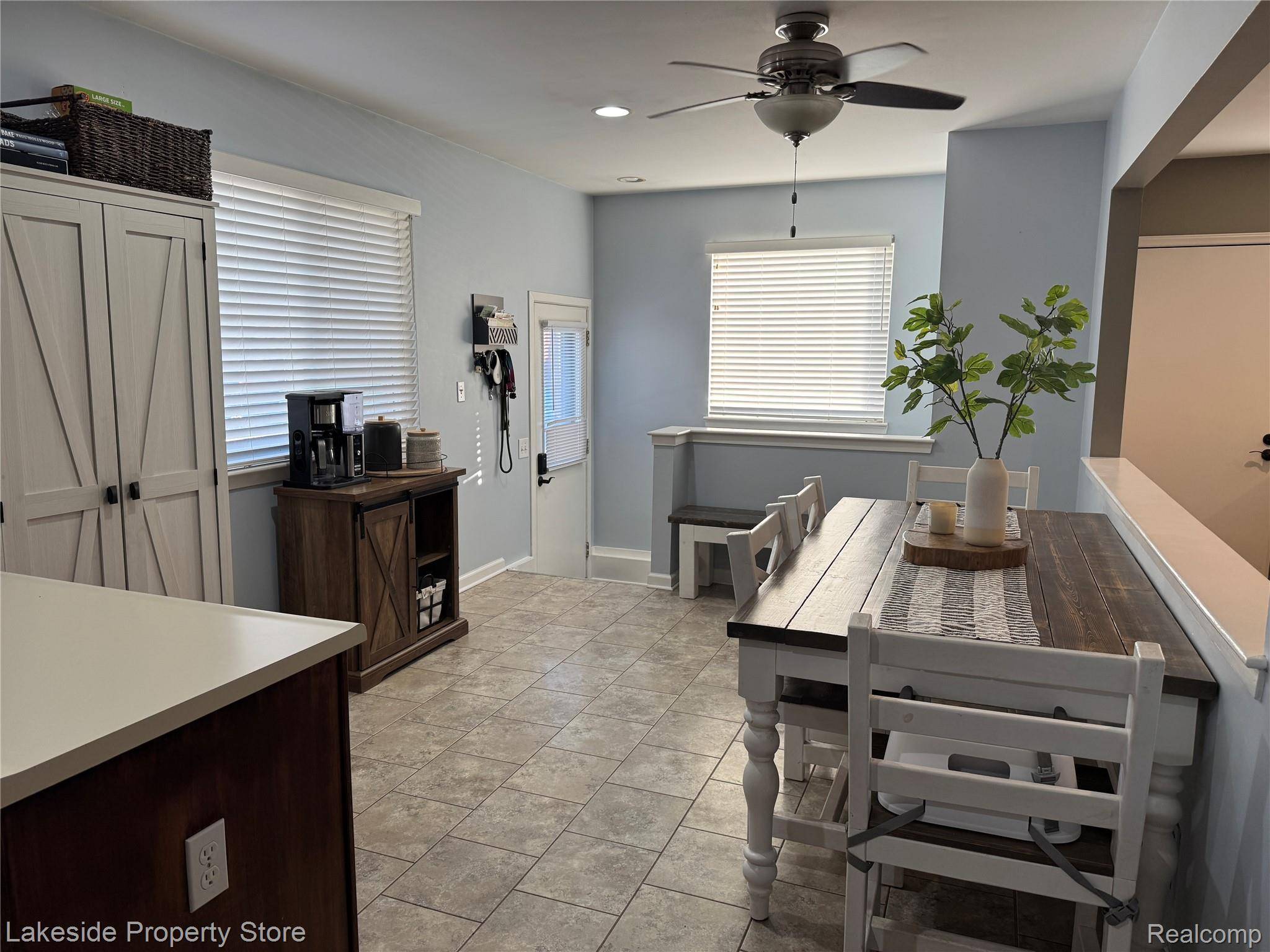 St. Clair Shores, MI 48082,23011 Violet ST