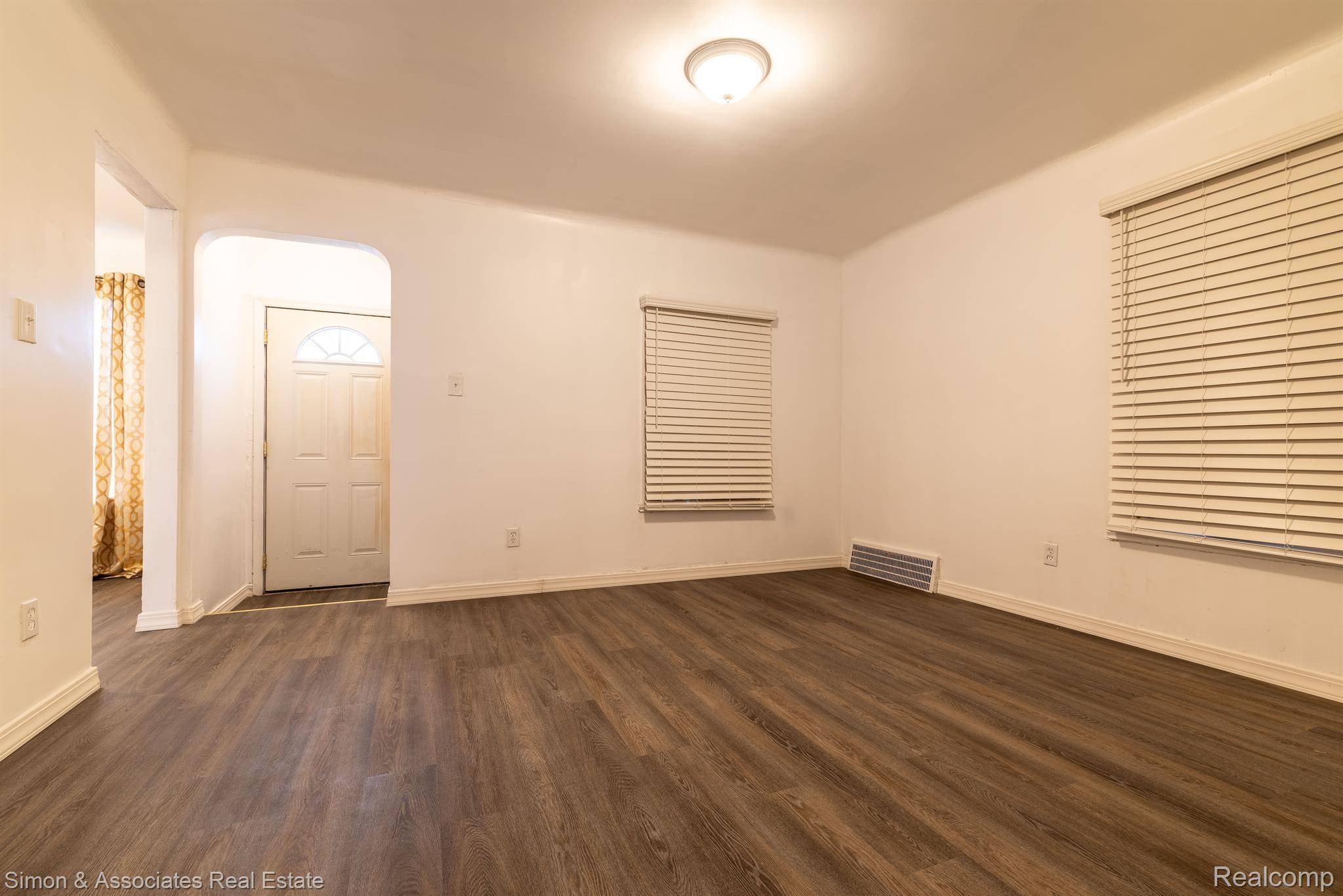 Detroit, MI 48228,9012 Pierson ST