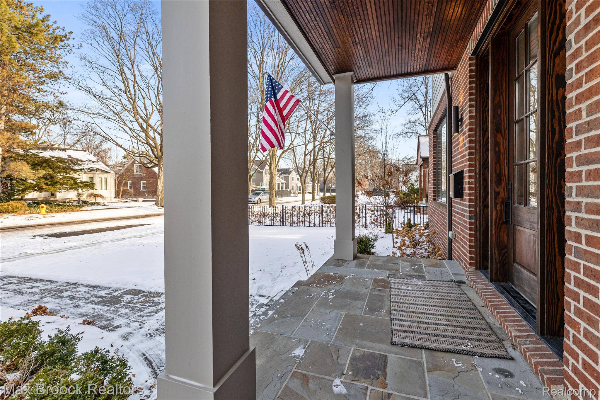 Birmingham, MI 48009,864 Chestnut ST