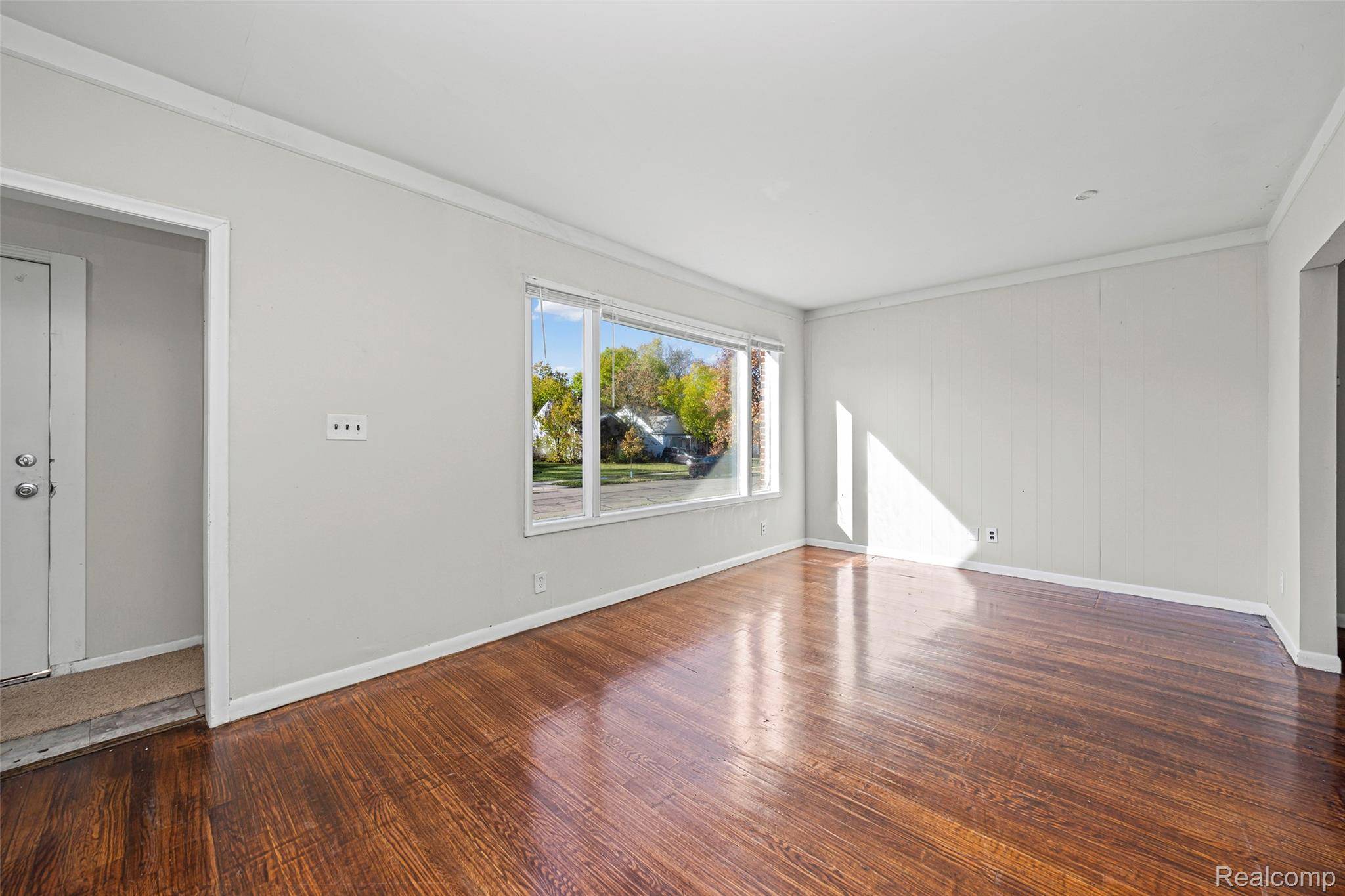 Detroit, MI 48205,18680 Westphalia