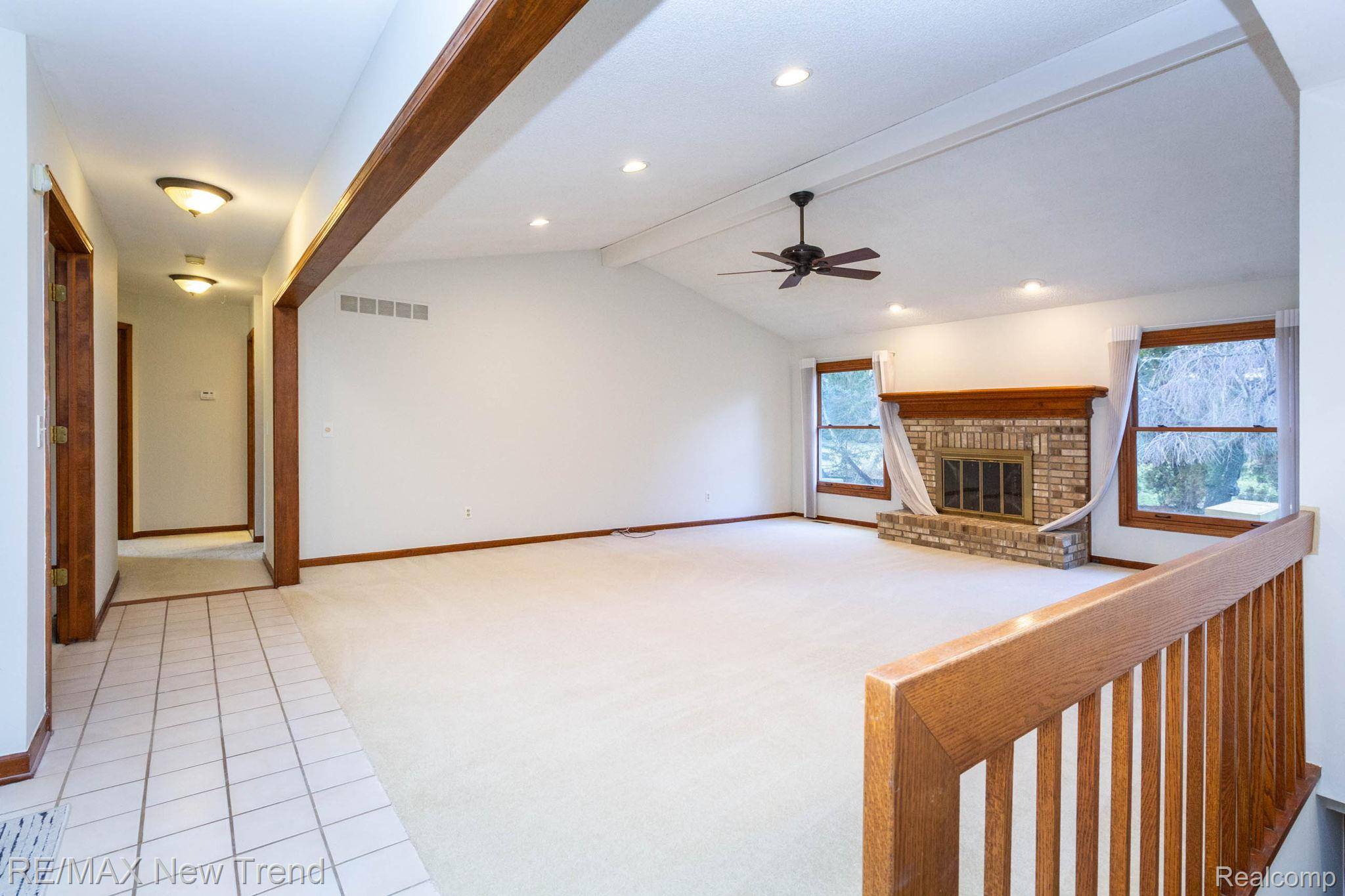 Novi, MI 48374,24859 WHITE PLAINS