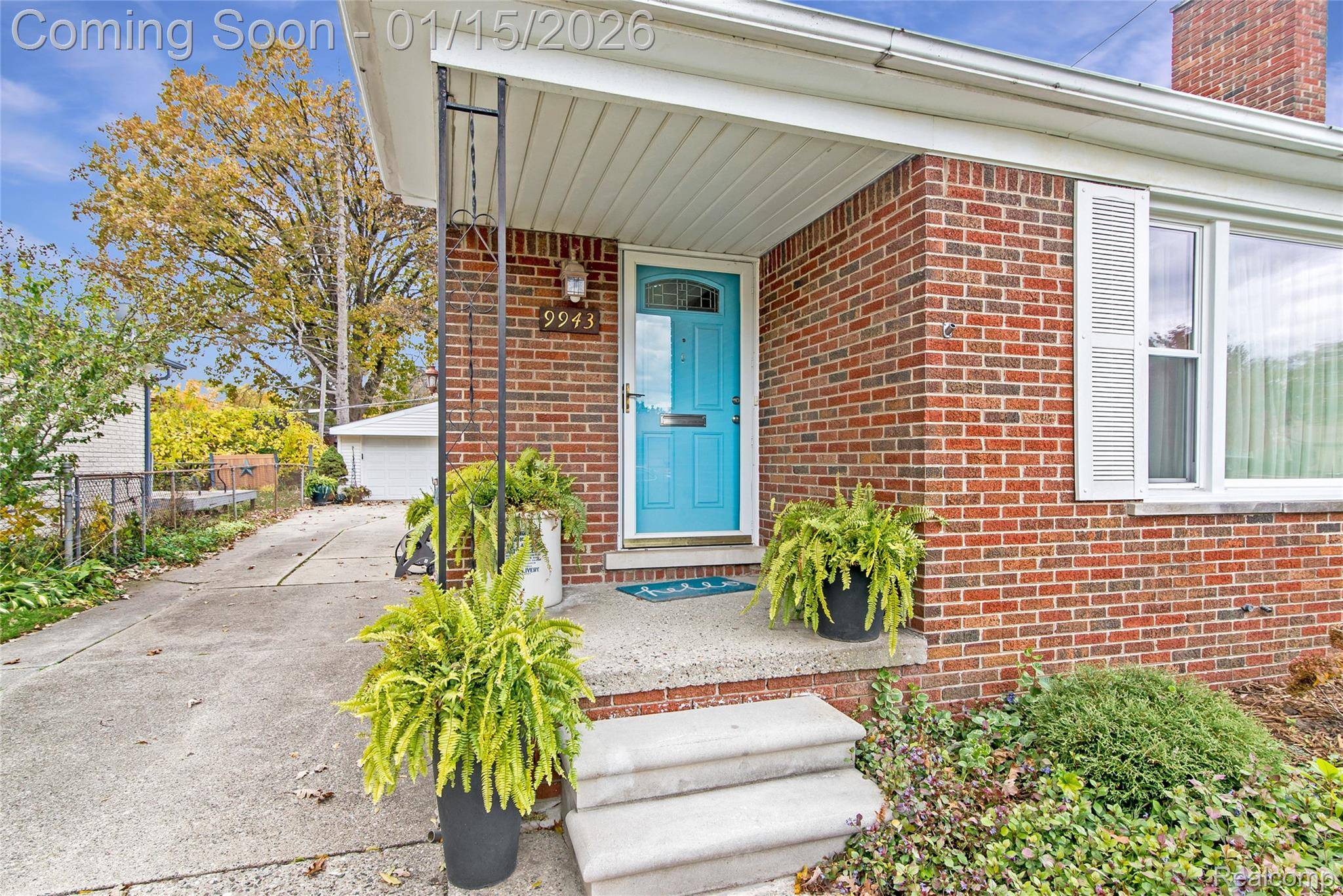 Redford, MI 48239,9943 Leverne