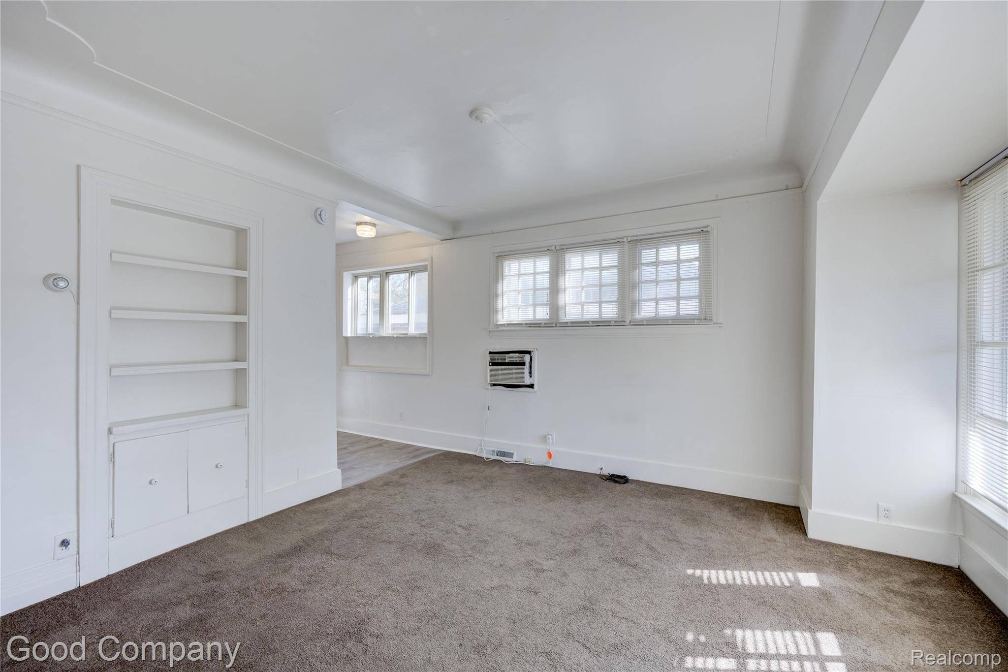 Ferndale, MI 48220,273 SILMAN ST #5