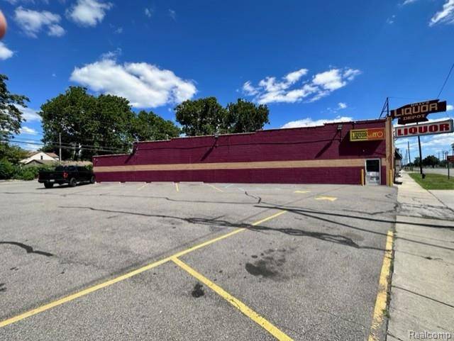 Redford, MI 48240,27222 Grand River AVE