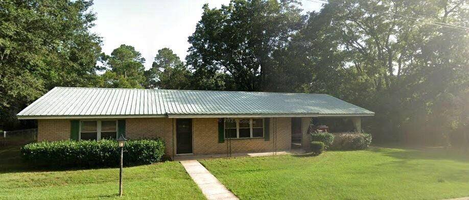 Naples, TX 75568,111 Hilltop Drive