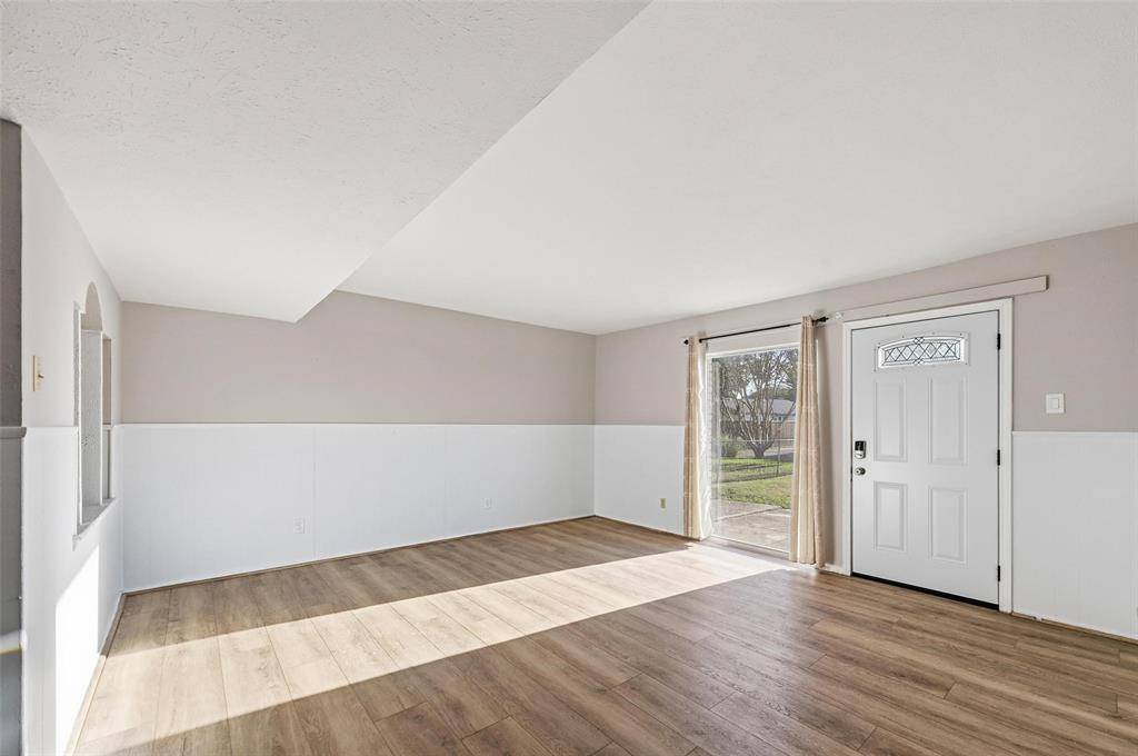 Garland, TX 75040,1721 Dell Oak Drive