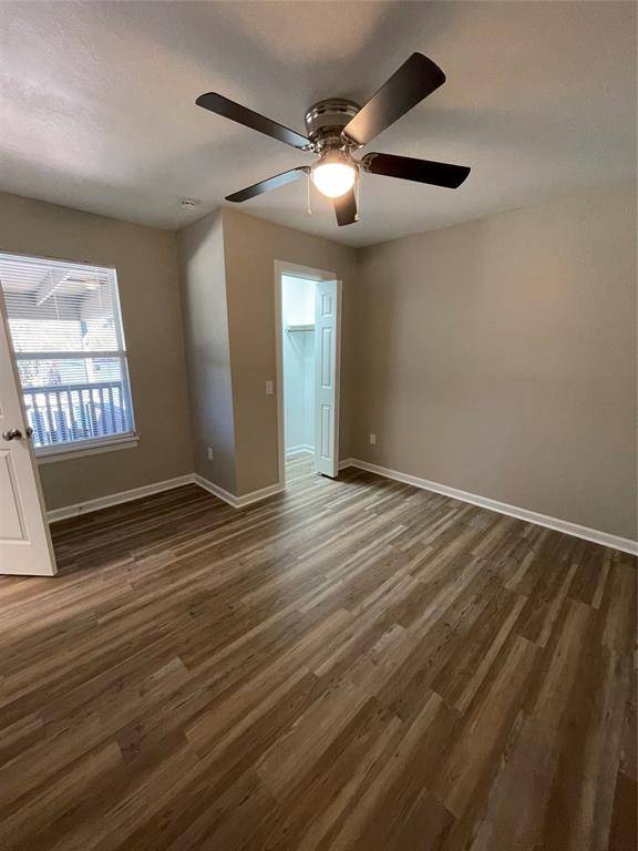 Valley View, TX 76272,110 Crockett Street #B