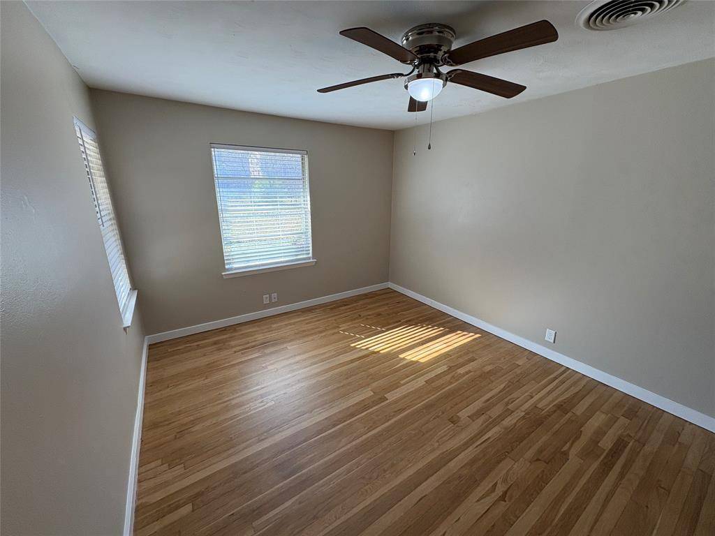 Denton, TX 76209,1110 Edinburg Lane