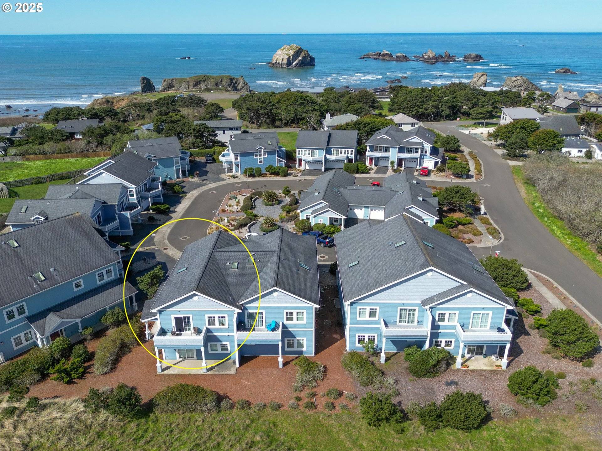 Bandon, OR 97411,1327 VILLAGE LOOP