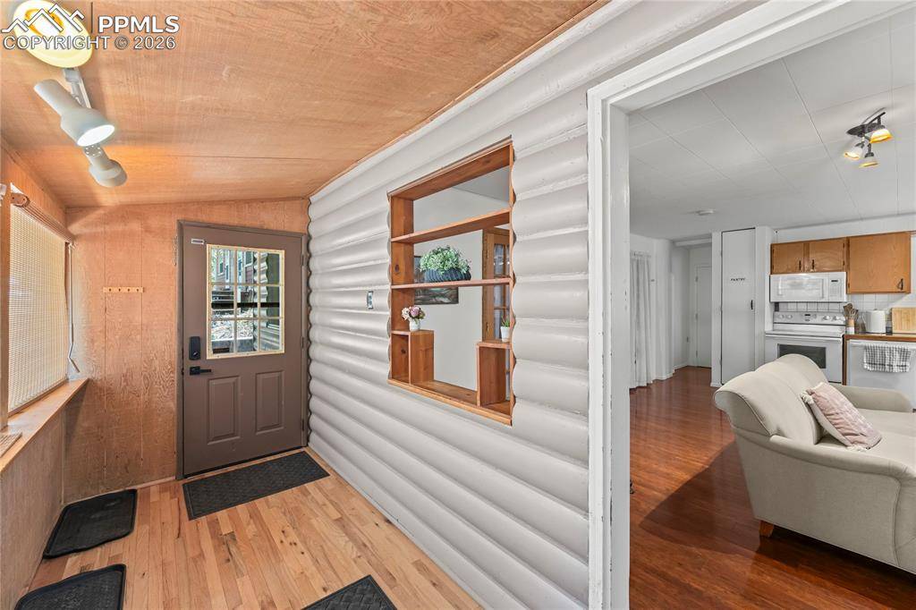 Cascade, CO 80809,8234 W Highway 24