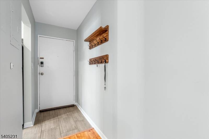 Pompton Lakes Boro, NJ 07442,100 Pierson Miller Drive #F32