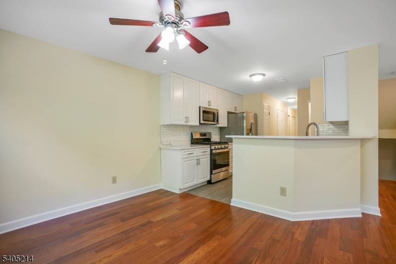 Denville Twp., NJ 07834,604 Knollwood Ct