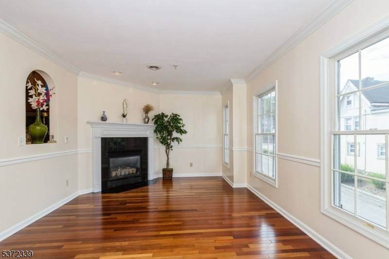 Caldwell Boro Twp., NJ 07006,91 Roseland Ave #A8