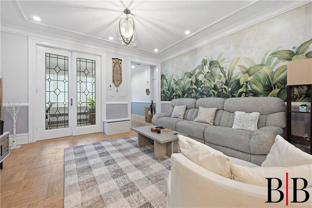 Brooklyn, NY 11234,2042 East 37th ST