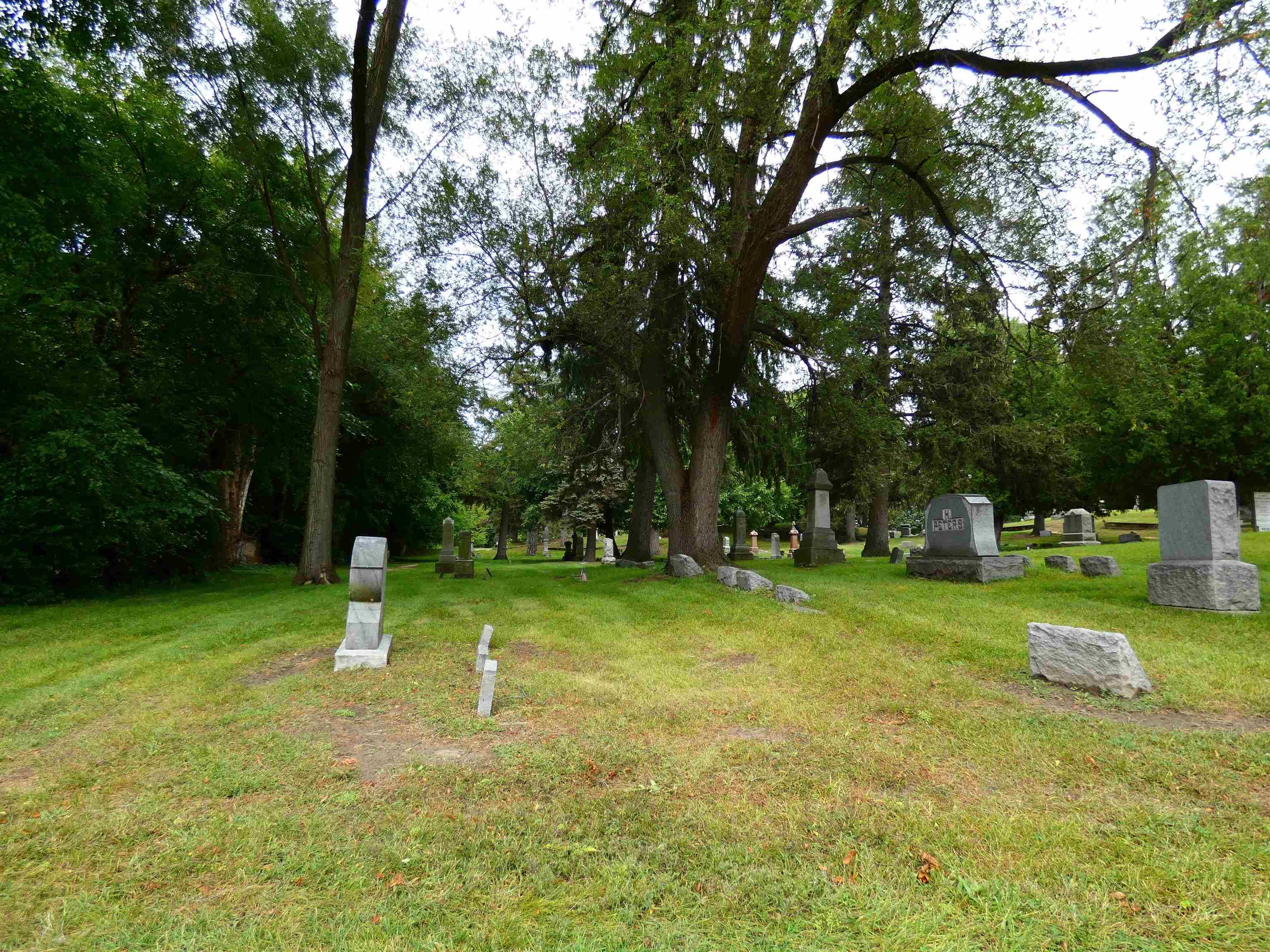 Fraser, MI 48026,15685 E Fourteen Mile RD