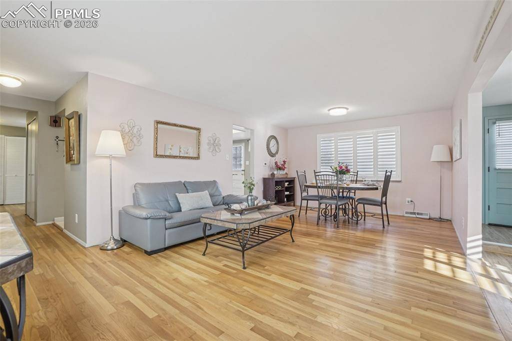 Colorado Springs, CO 80909,2502 E Caramillo ST