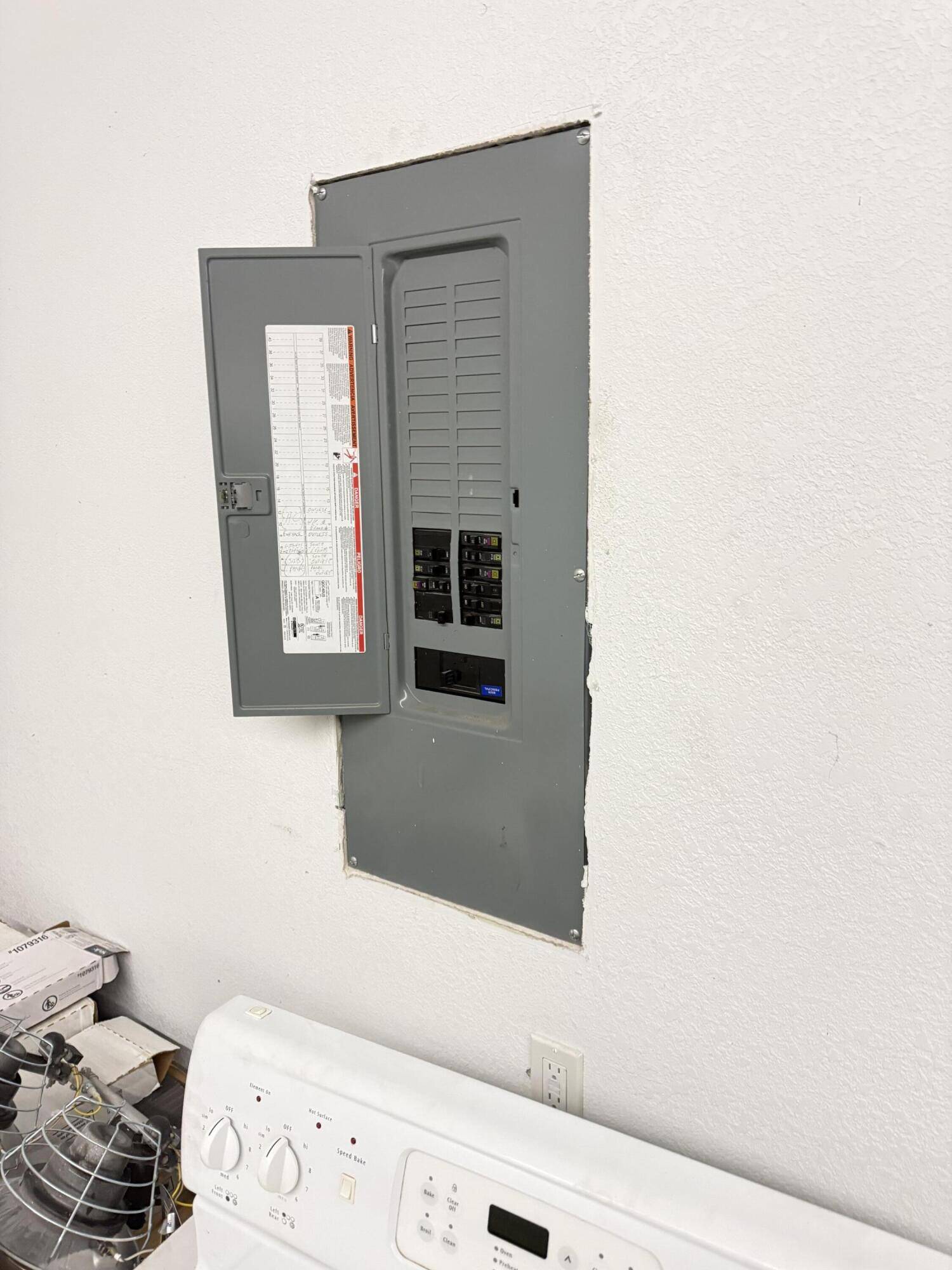 Muskegon, MI 49442,3639 E Apple AVE