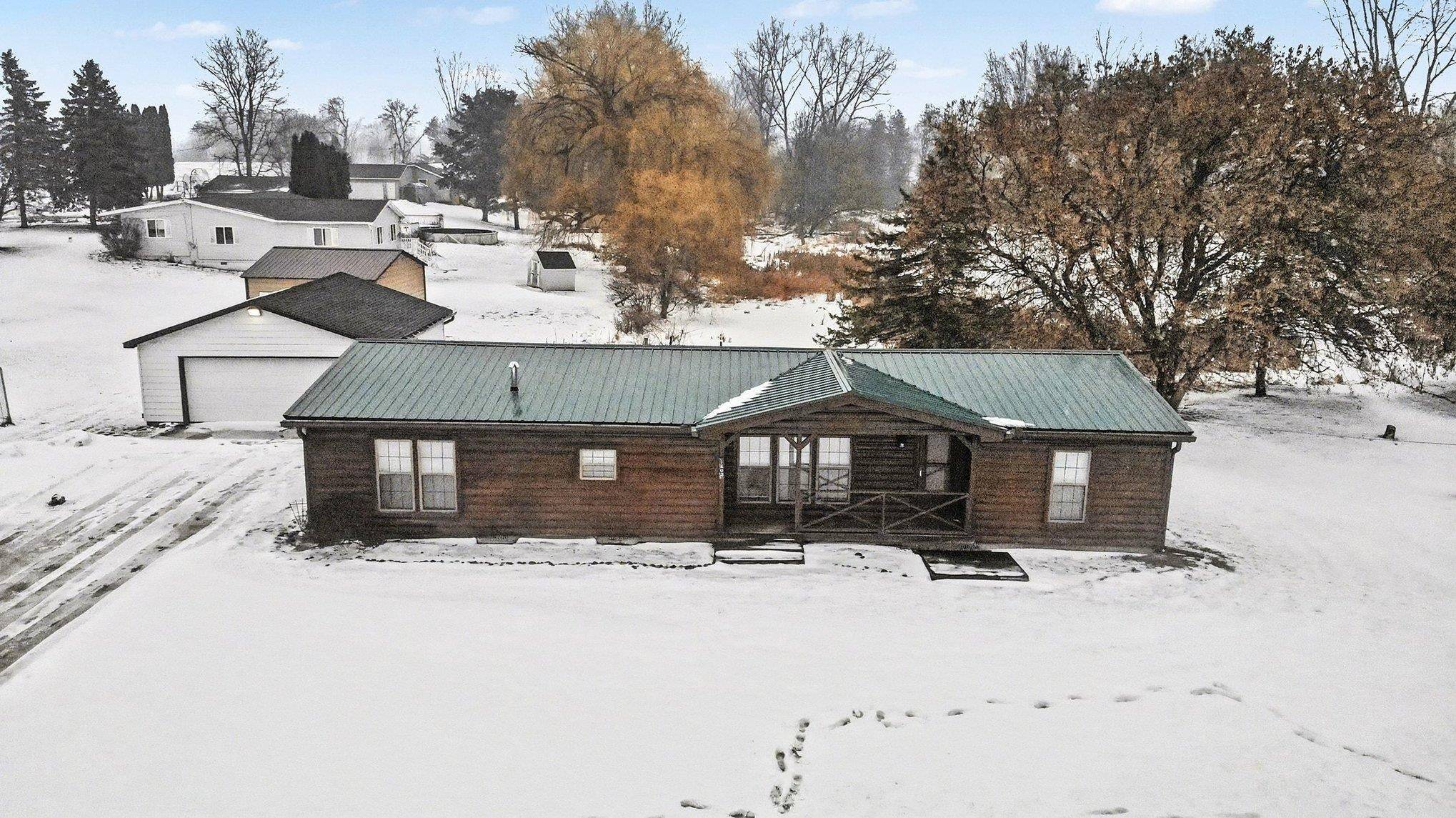 Crystal, MI 48818,1283 S Waldron RD