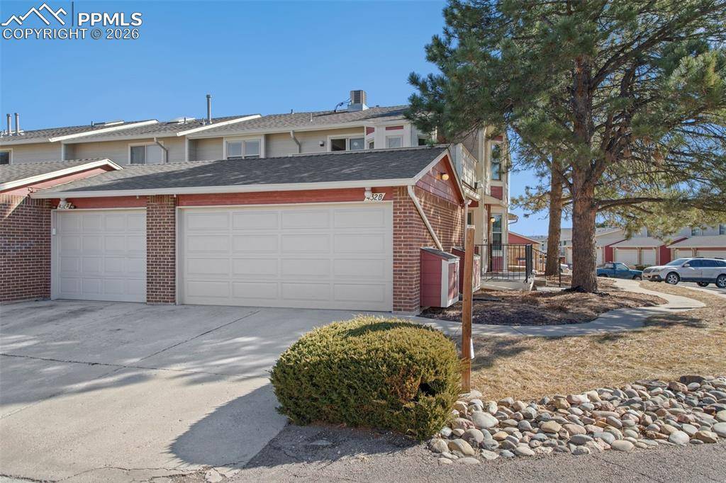 Colorado Springs, CO 80919,432 W Rockrimmon BLVD #B