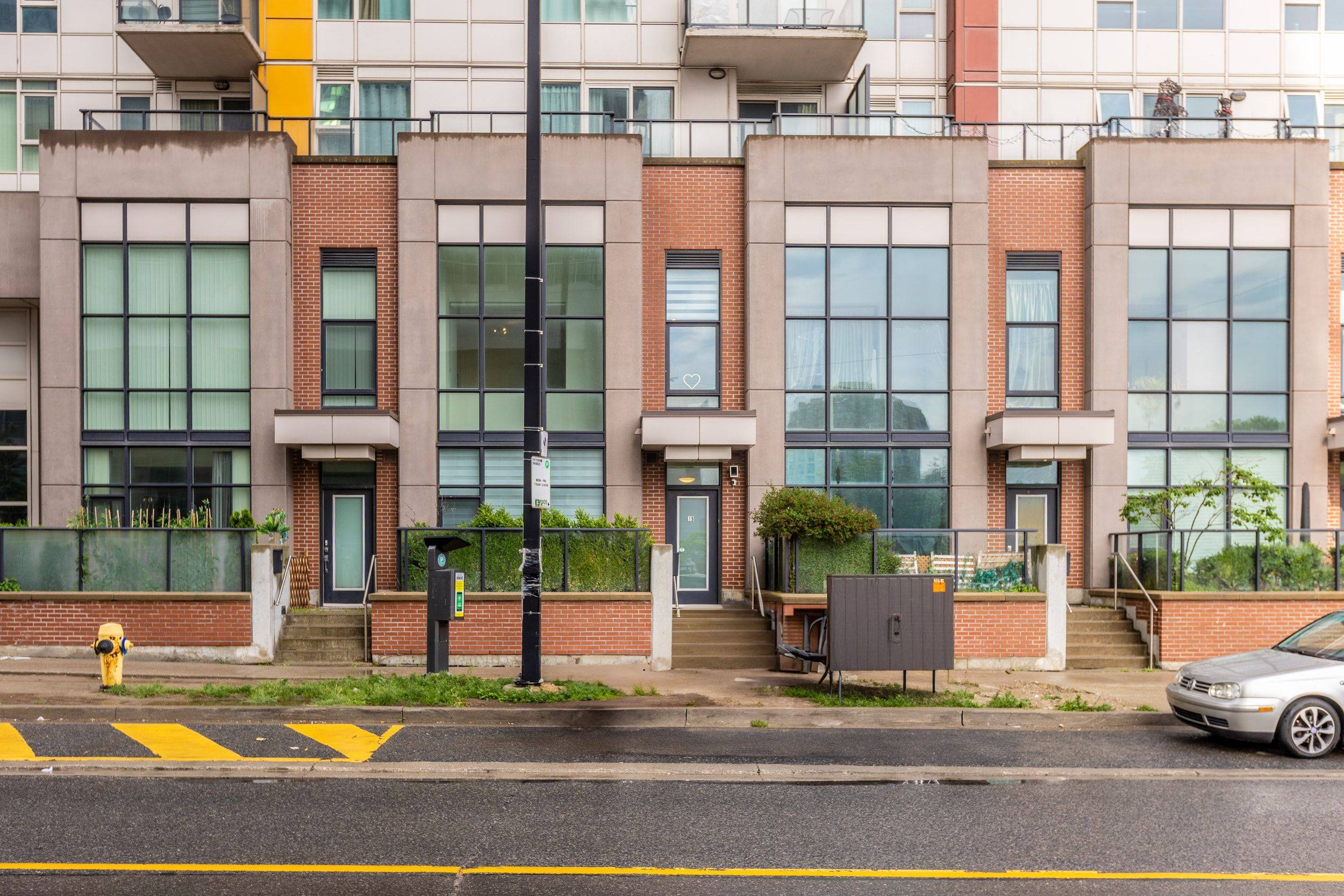 Toronto E09, ON M1P 0B3,19 Town Centre CT