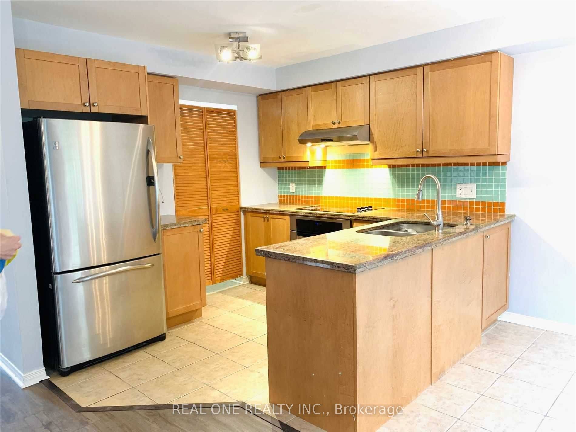 Pickering, ON L1V 0A2,1850 Kingston RD #49