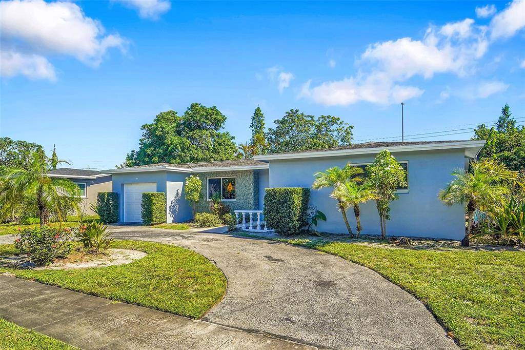 Lauderhill, FL 33313,1420 NW 52 ave