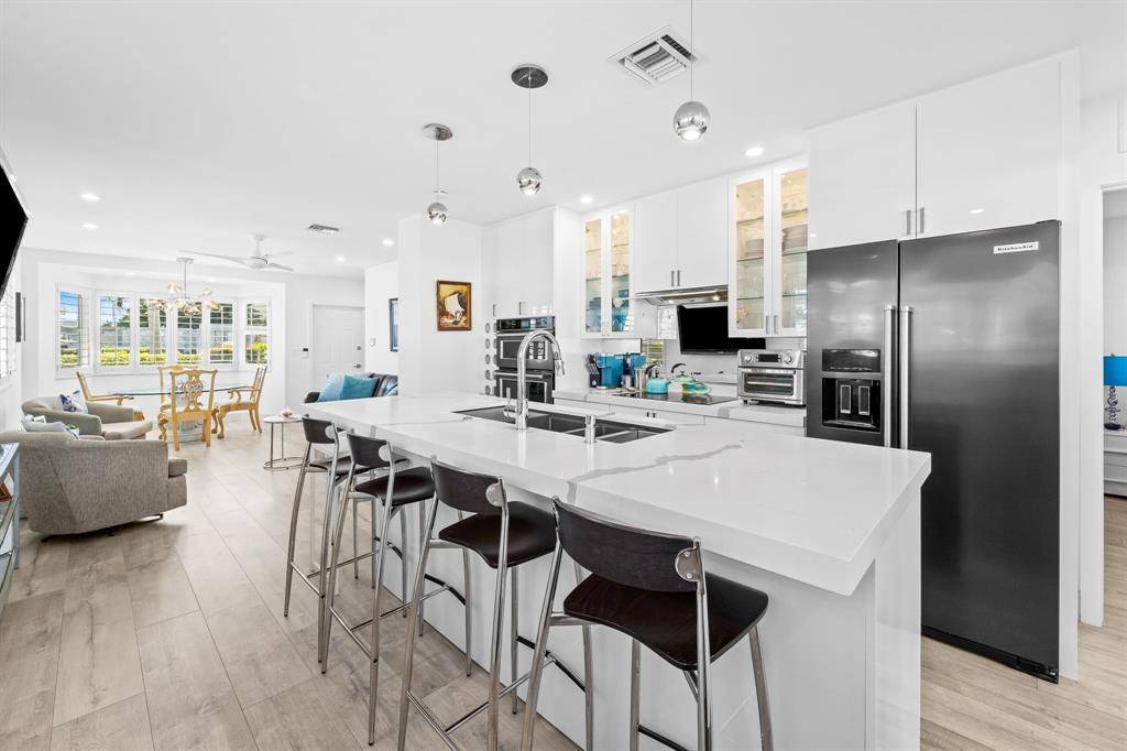 Fort Lauderdale, FL 33301,535 Hendricks Isle #109