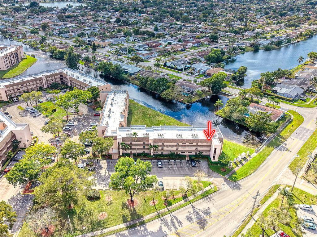 Sunrise, FL 33322,10466 Sunrise Lakes Blvd #312