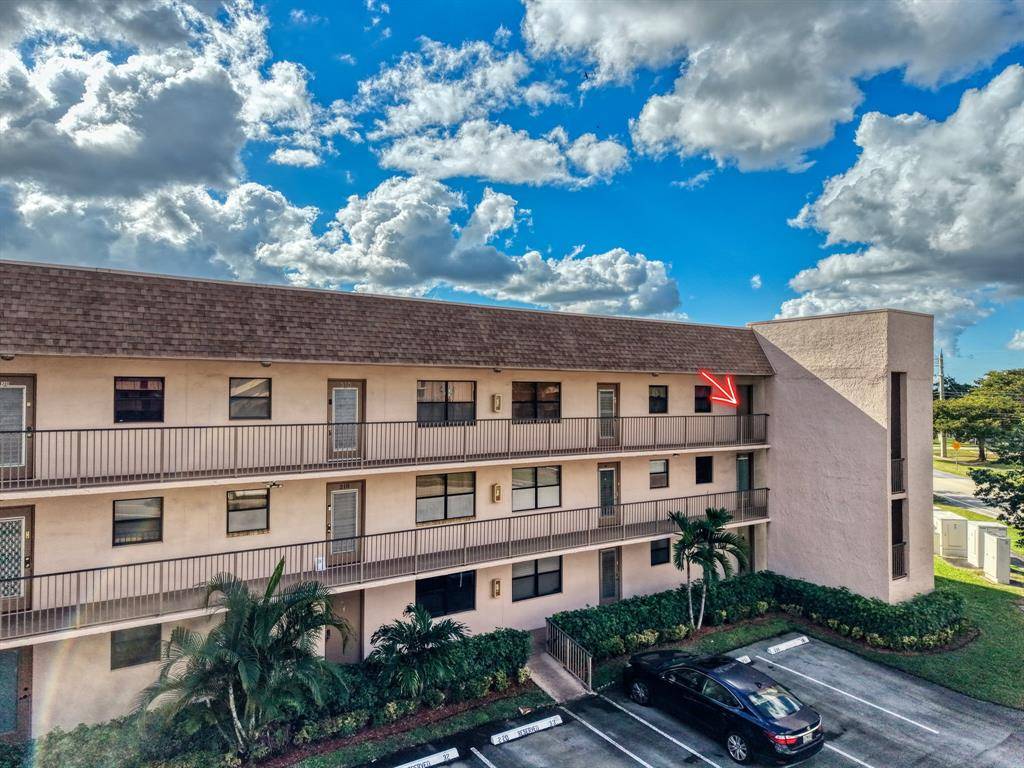 Sunrise, FL 33322,10466 Sunrise Lakes Blvd #312