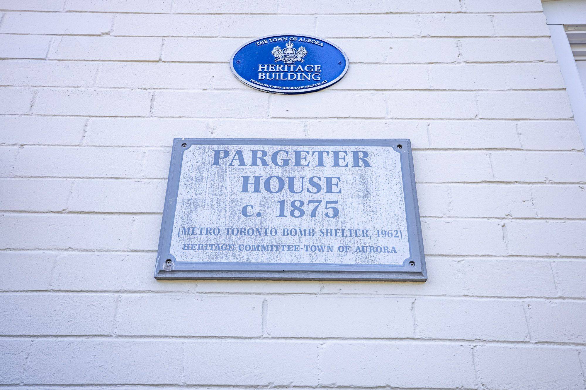 Aurora, ON L4G 6J6,220 Old Yonge ST