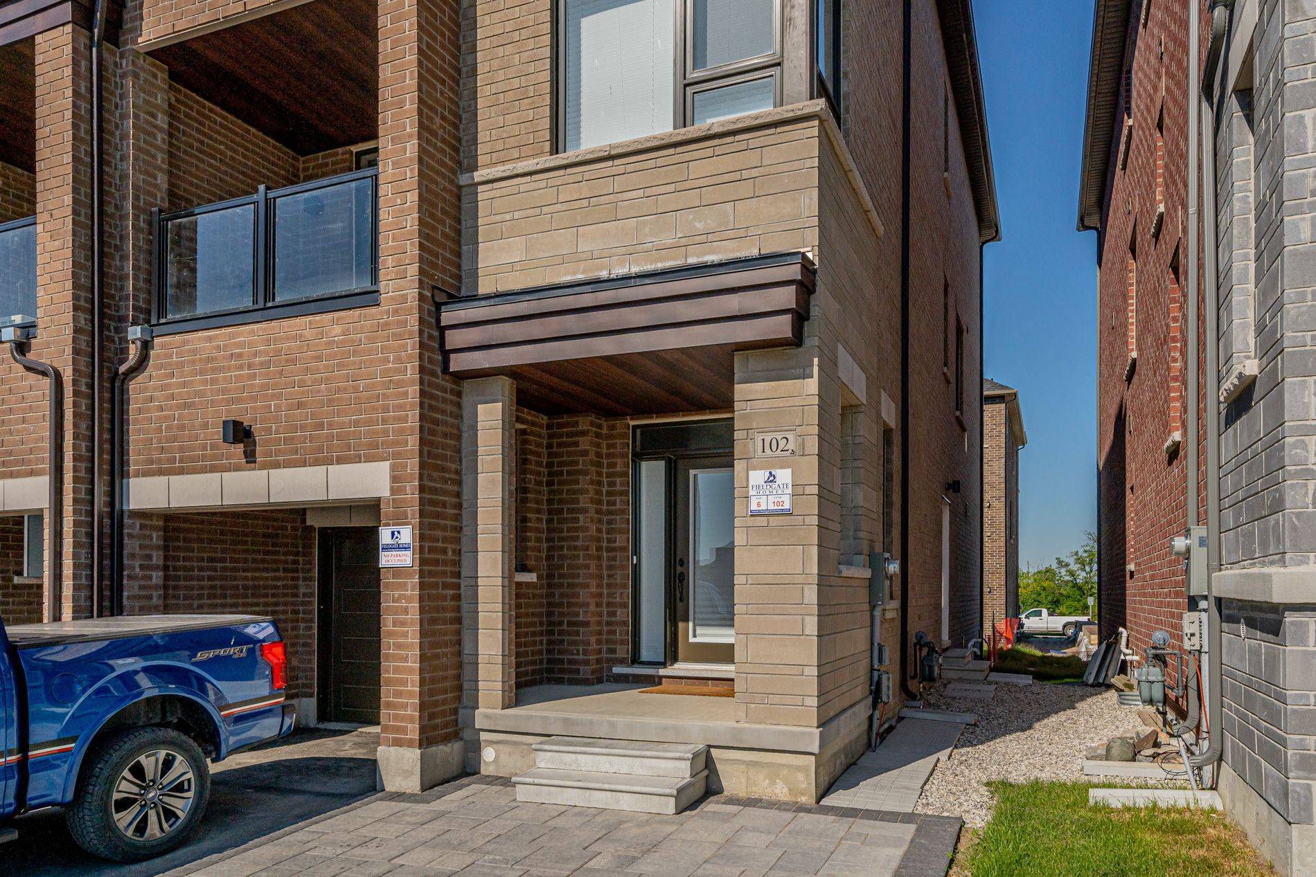 Richmond Hill, ON L4S 0J2,102 Hilts DR W #Bsmt