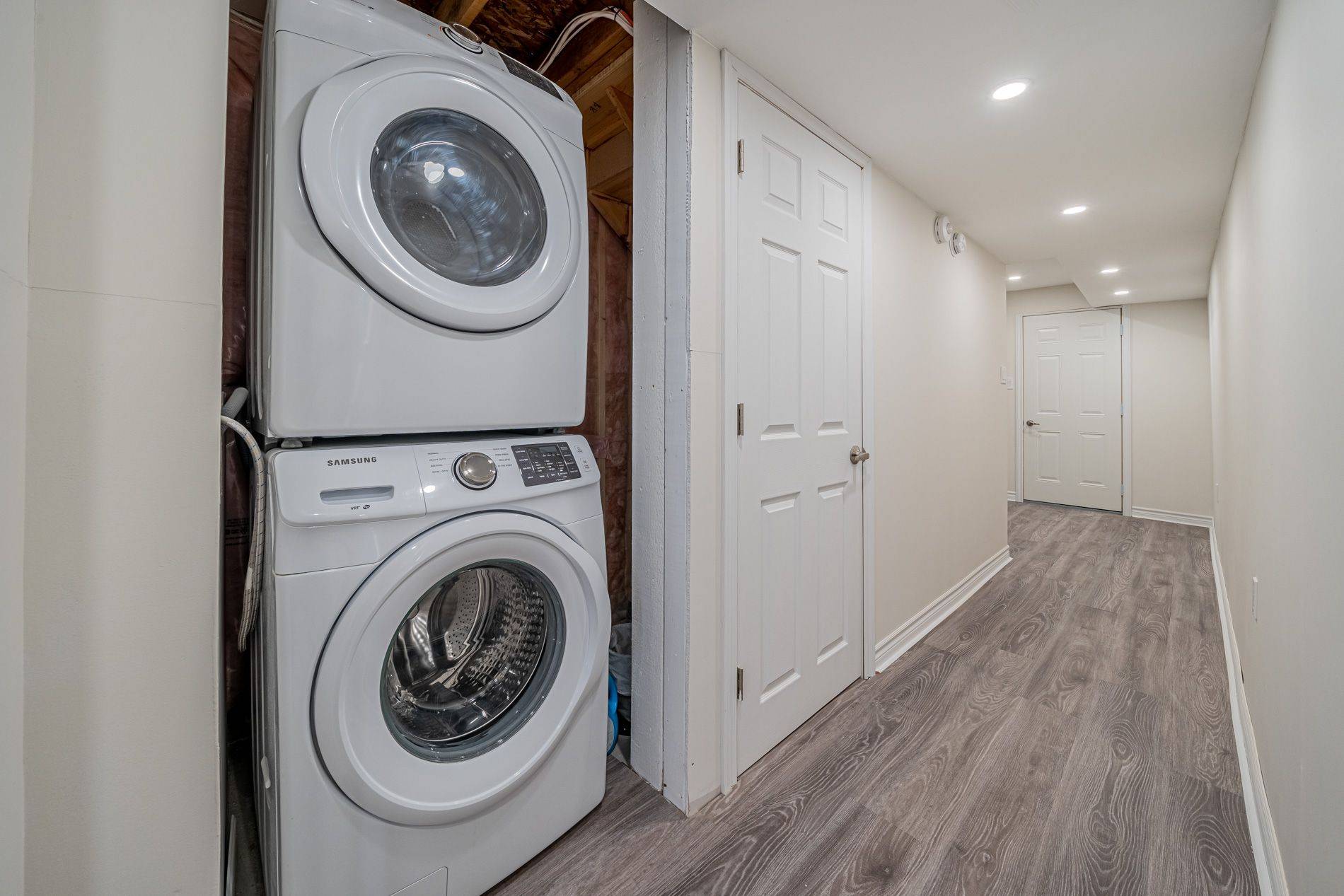 Richmond Hill, ON L4S 0J2,102 Hilts DR W #Bsmt