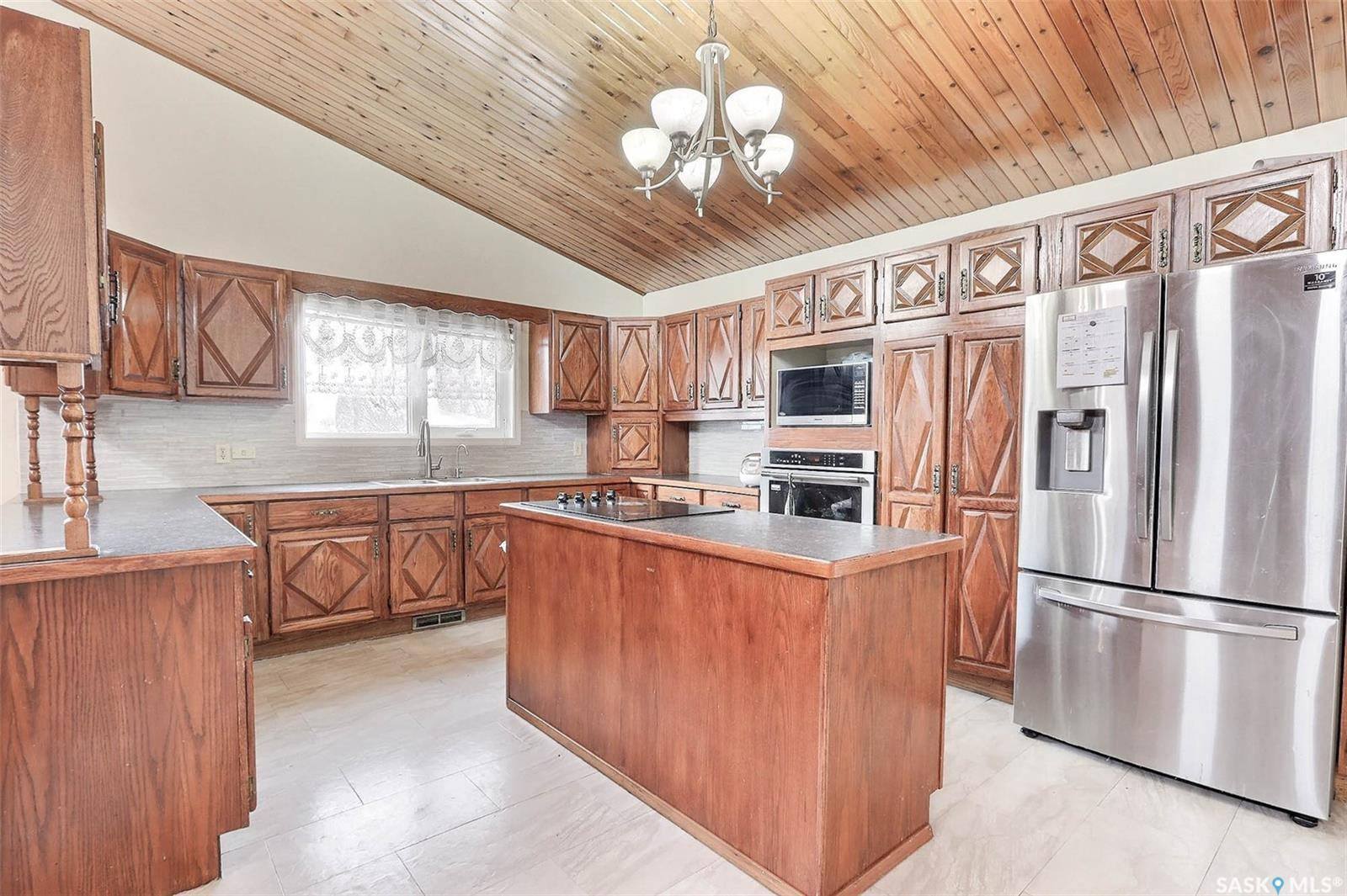 Prince Albert, SK S6V 7H6,3082 Sherman DRIVE