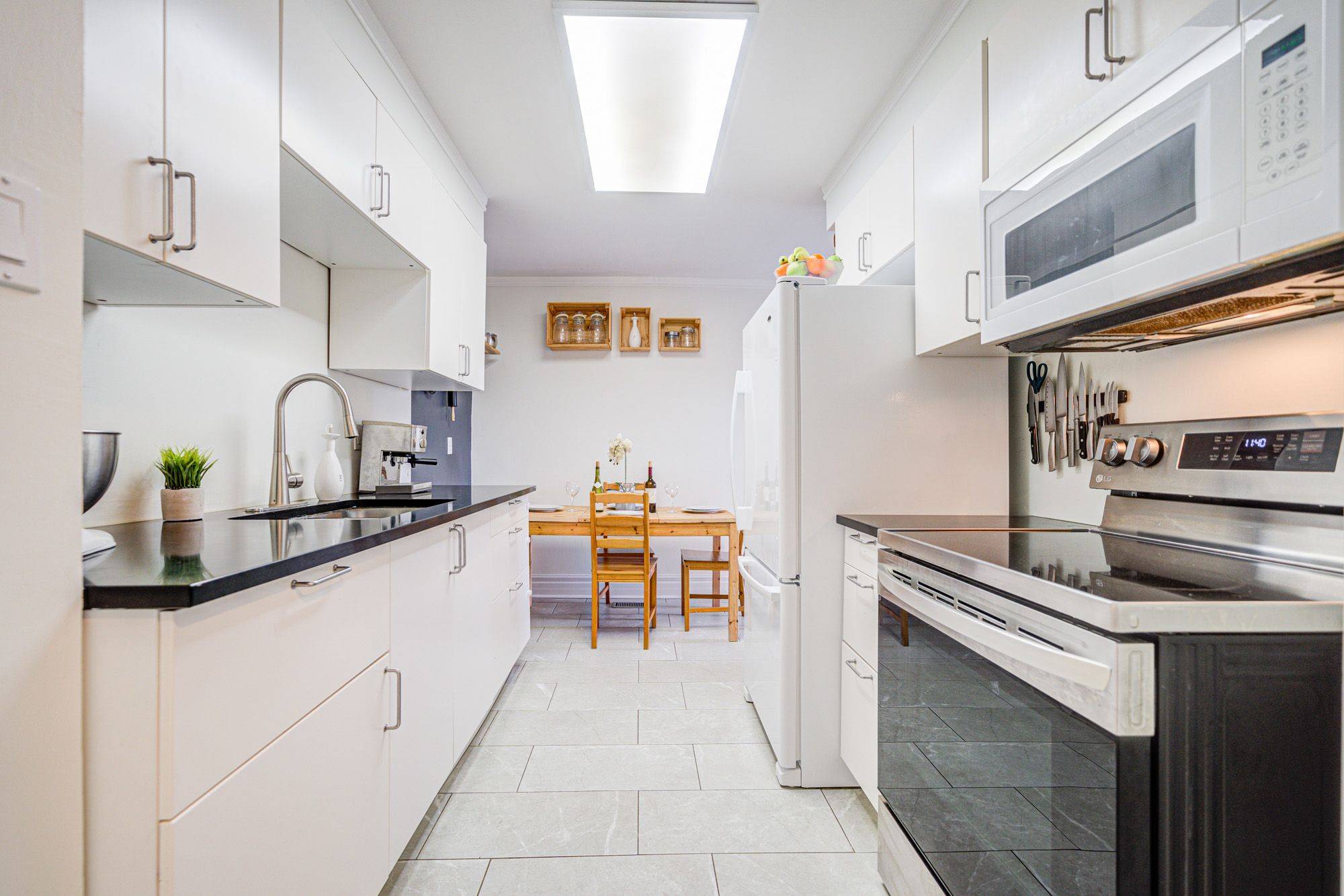 Brampton, ON L6V 3M5,21 DAWSON CRES