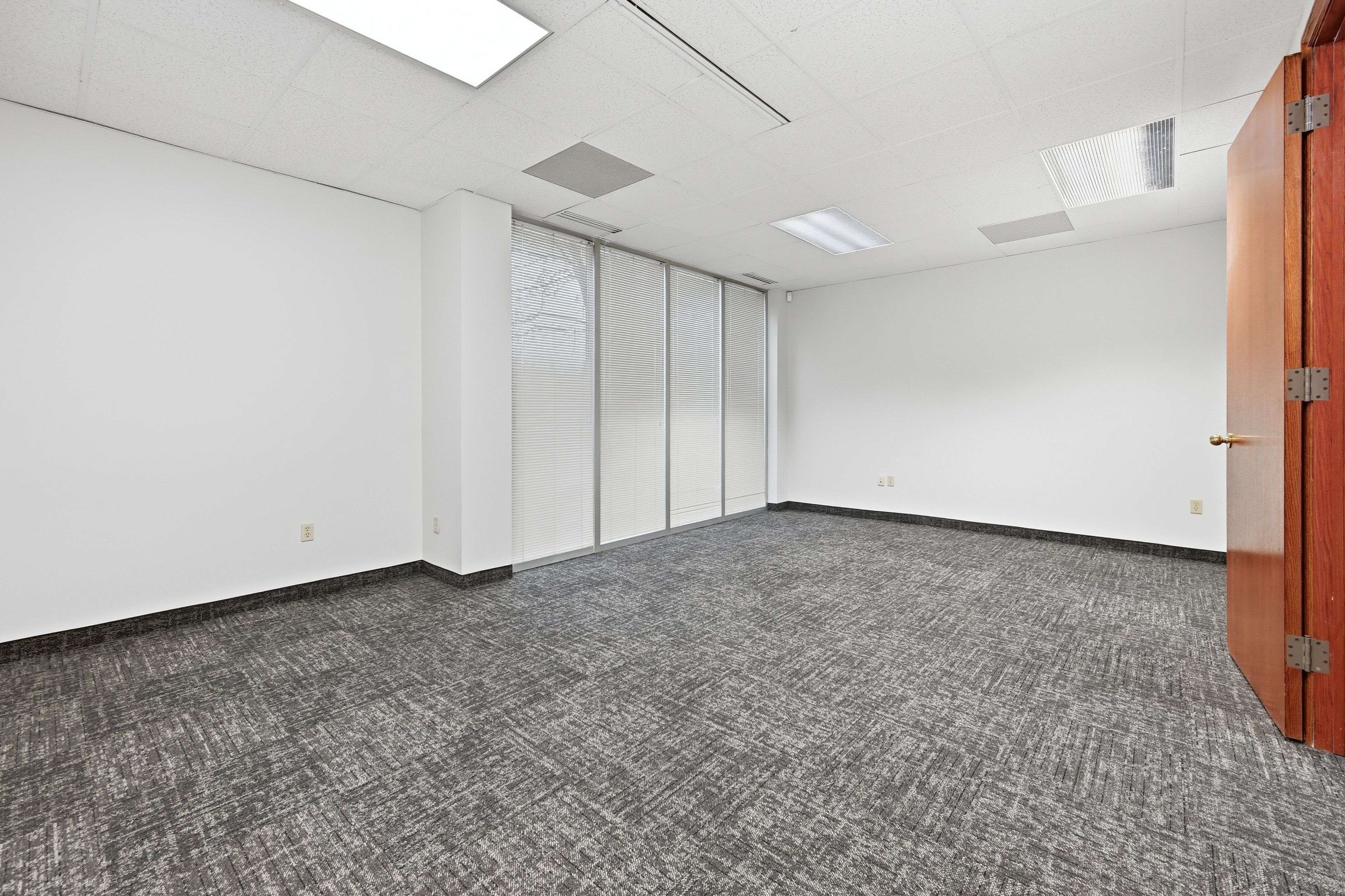 Burlington, ON L7N 3T9,3430 South Service RD #101