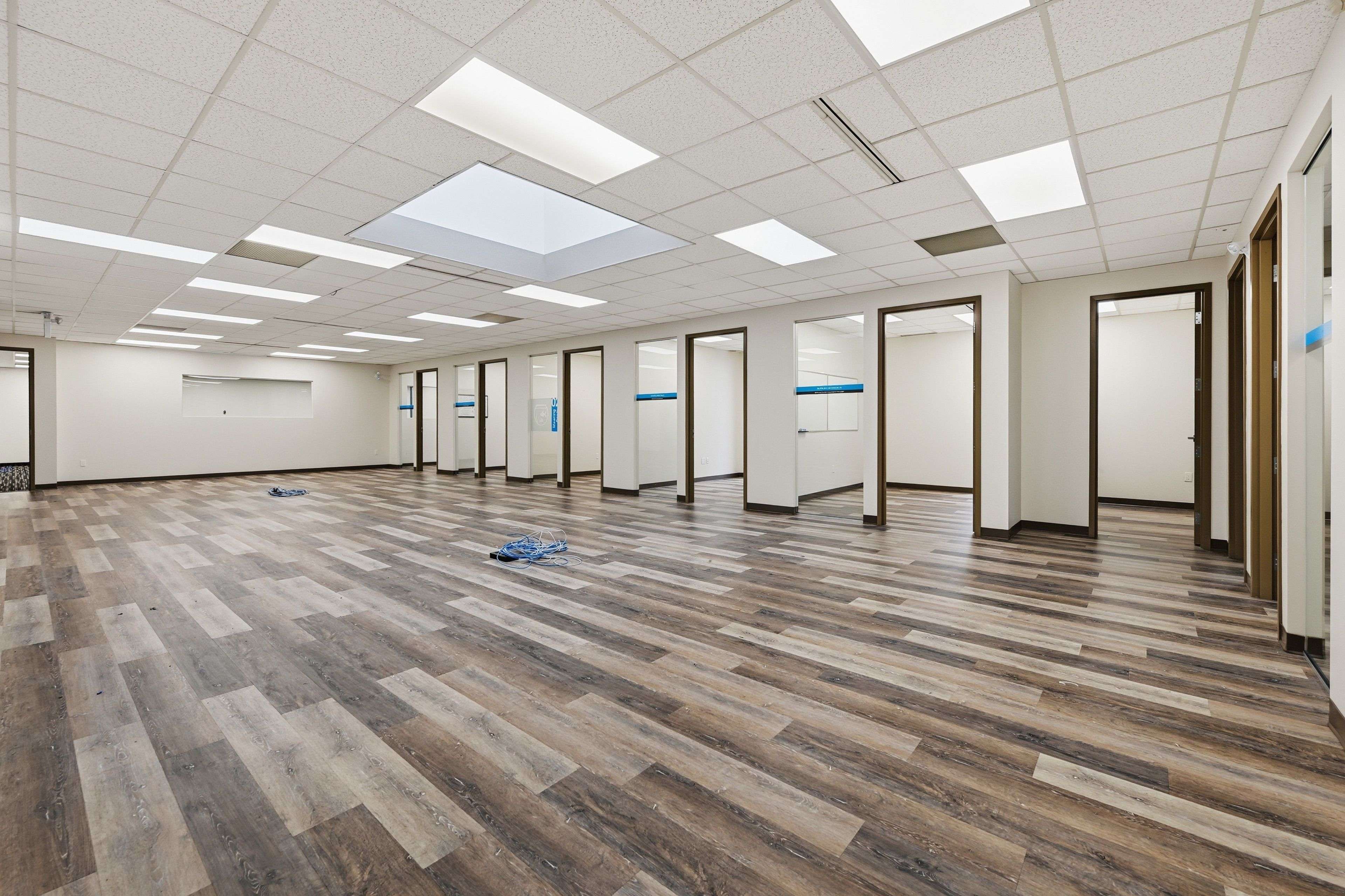 Burlington, ON L7N 3T9,3430 South Service RD #203