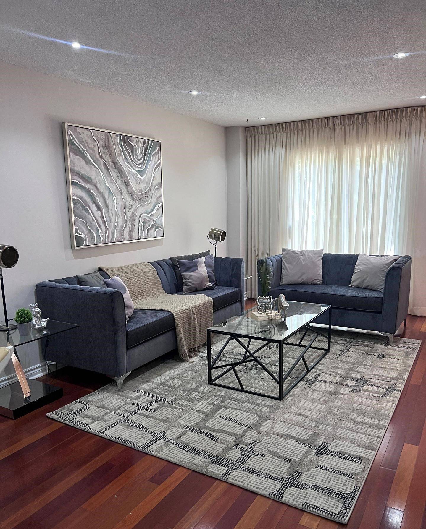 Mississauga, ON L4W 2Y3,4358 Bacchus CRES