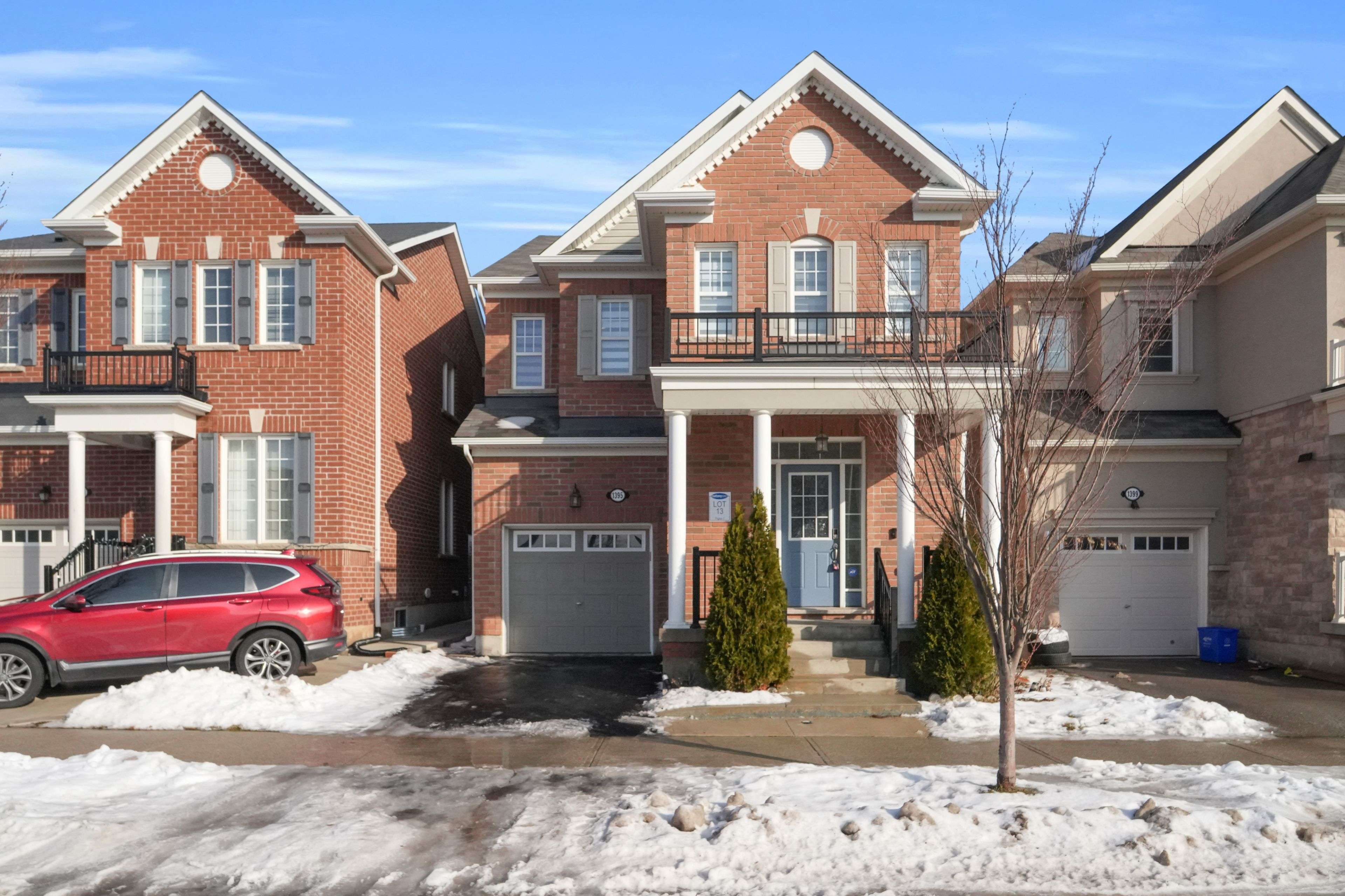 Milton, ON L9E 1G7,1395 Chretien ST