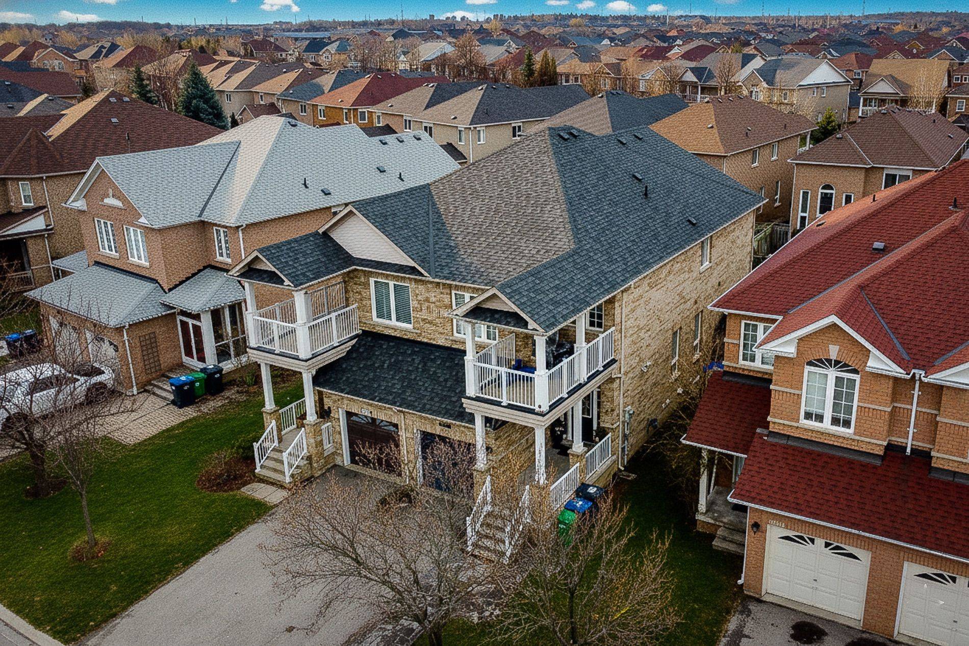 Mississauga, ON L5M 7E7,5680 Longboat AVE