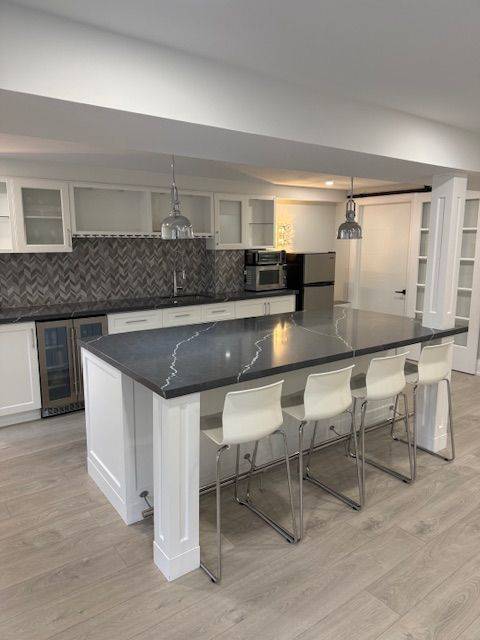 Mississauga, ON L5M 5Y3,5439 Mcfarren BLVD #Basement